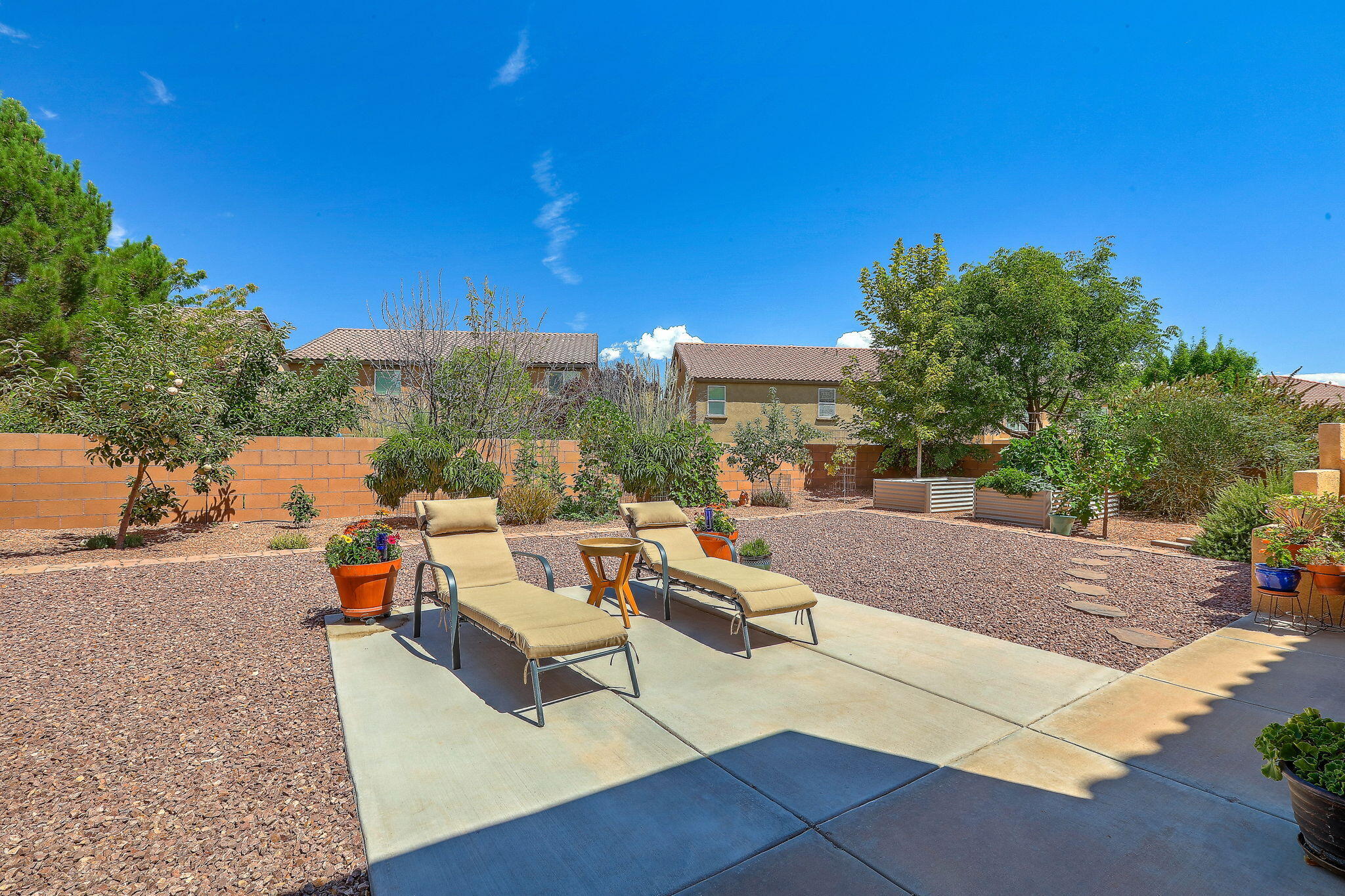 Photo 11 — 39 Paseo Vista Loop NE