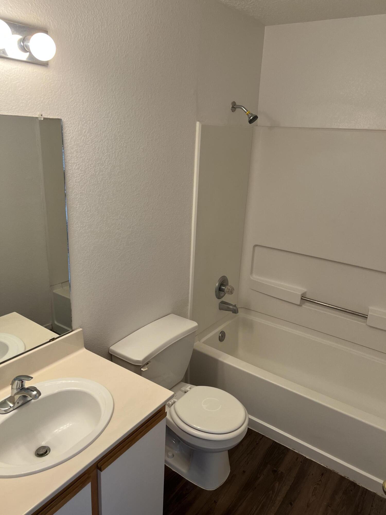 Photo 6 — 8424 Casa Morena Court NW