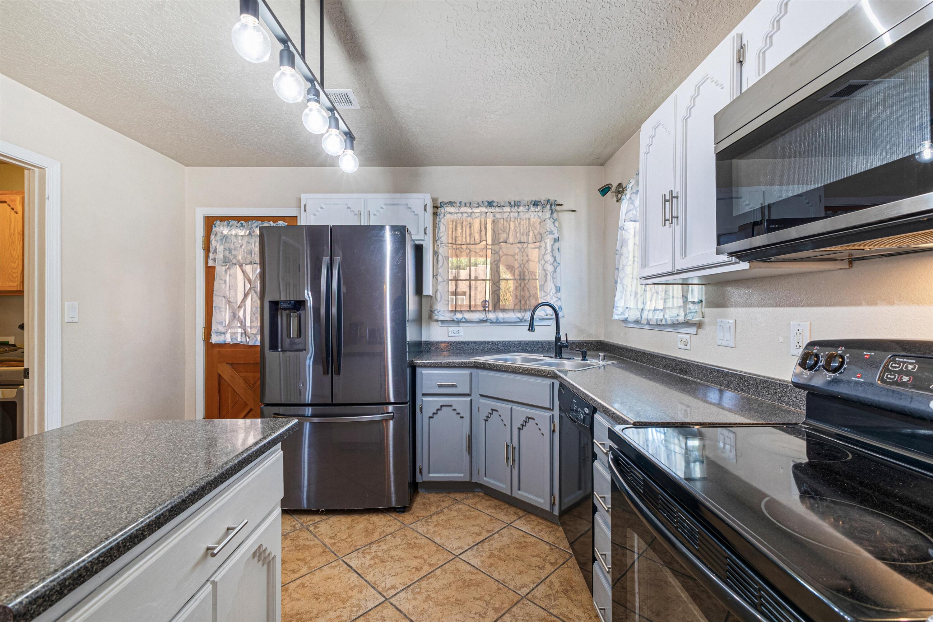 Photo 20 — 2422 Rice Avenue NW