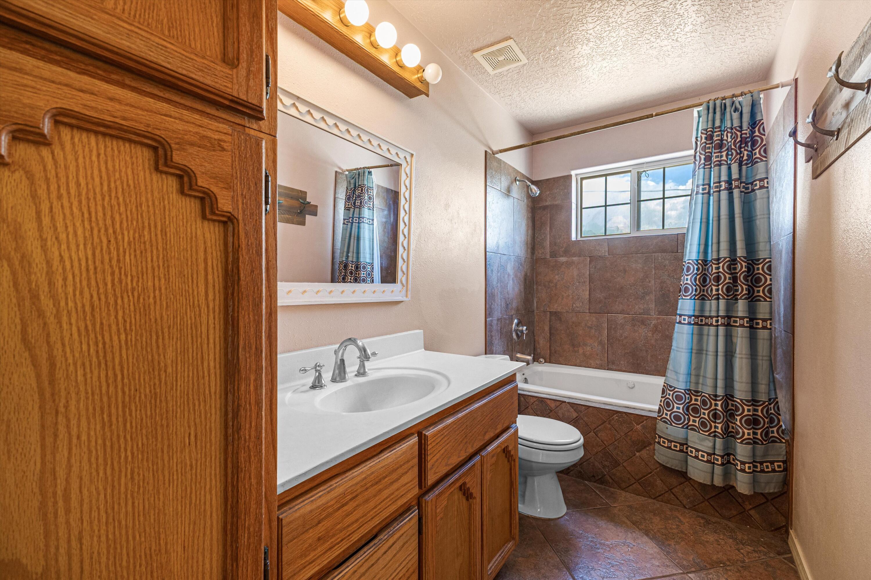 Photo 14 — 2422 Rice Avenue NW