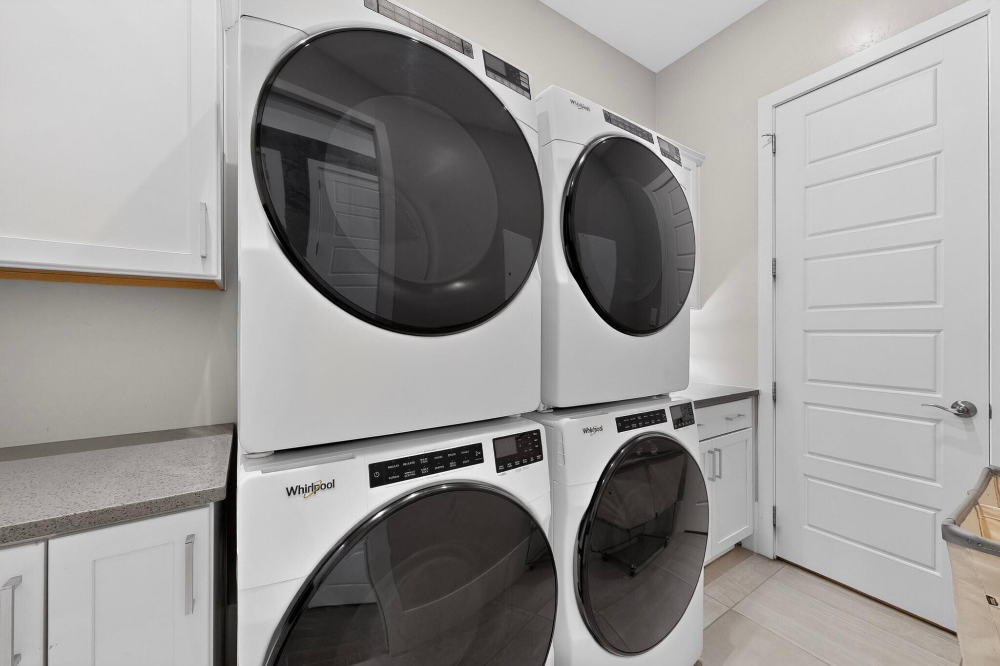 Photo 13 — 6201 Casa Blanca Drive NW
