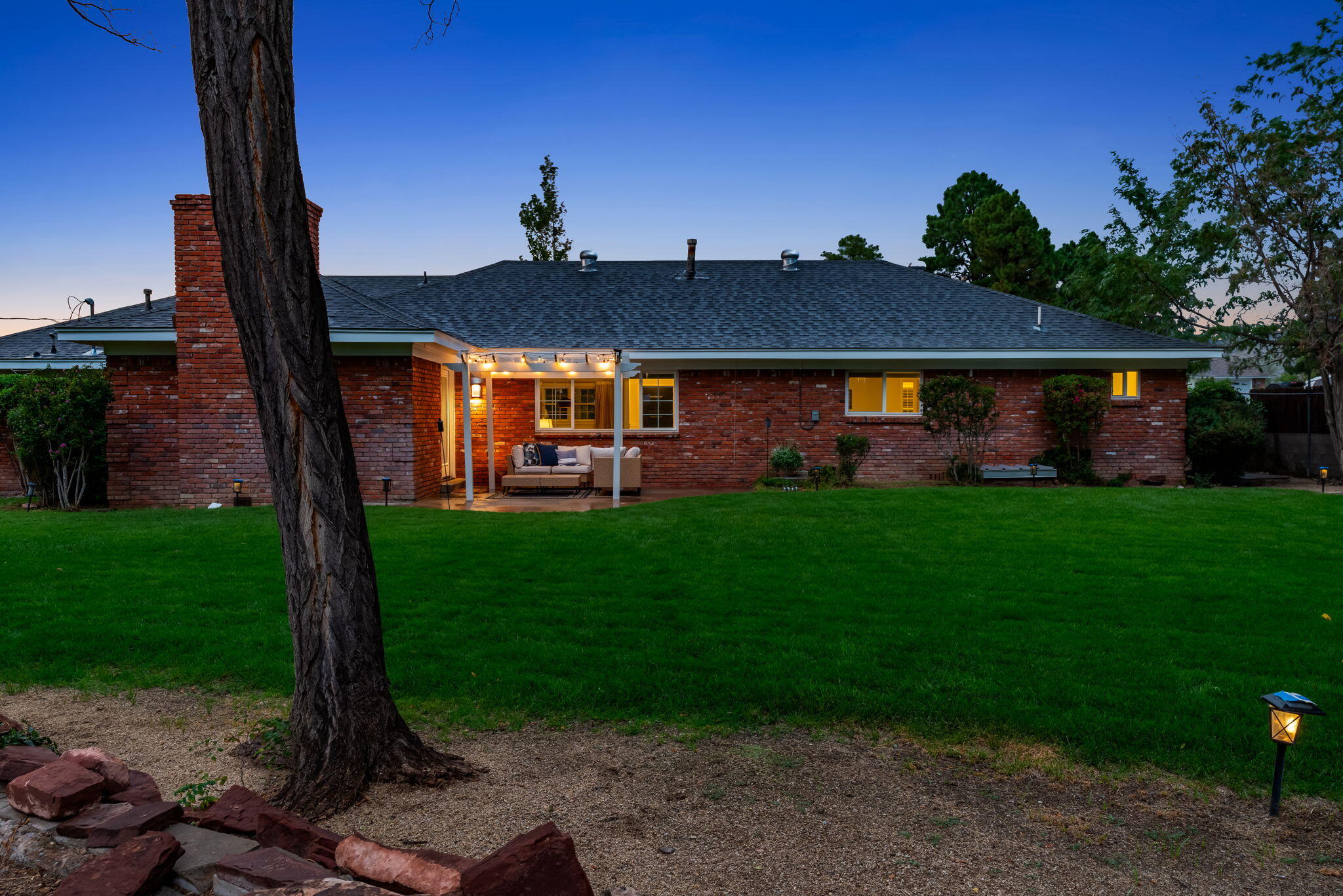 Photo 15 — 728 Stagecoach Road SE