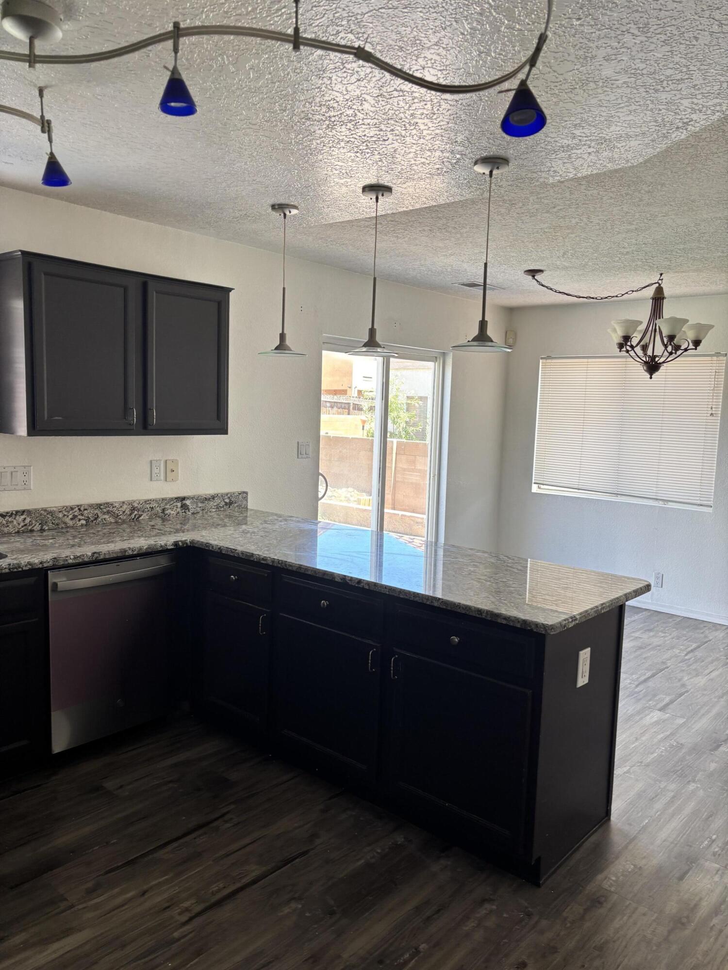Photo 18 — 7123 Husky Drive NE