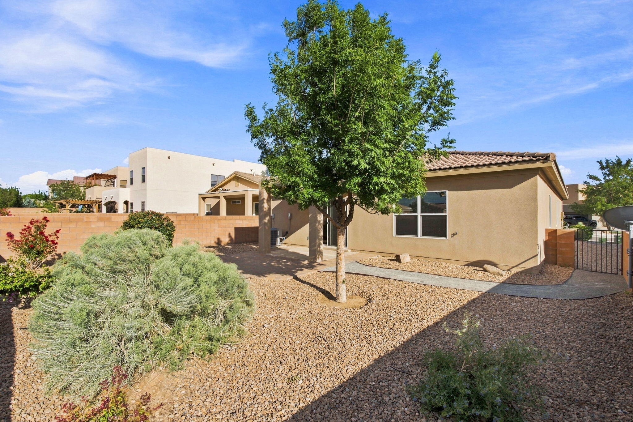 Photo 4 — 11705 Blue Ribbon Road SE