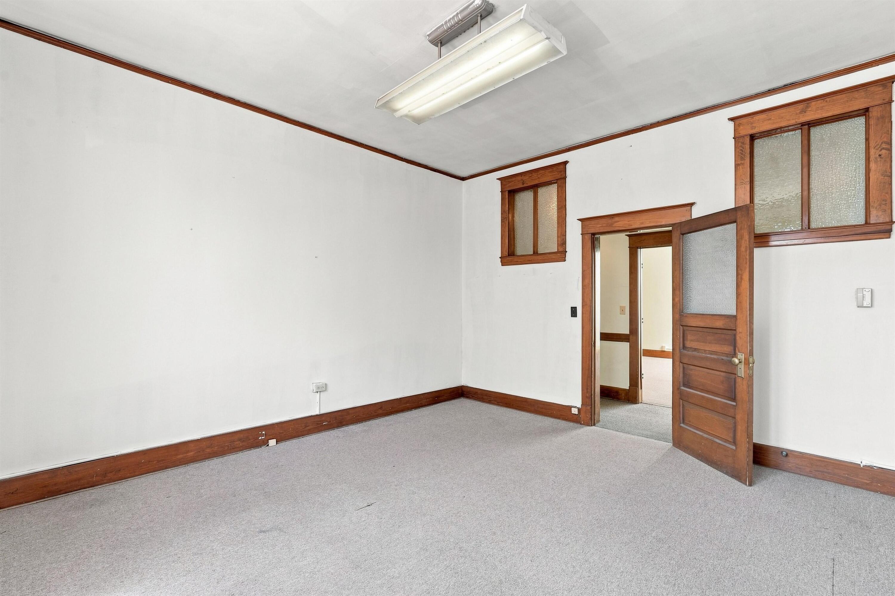 Photo 17 — 140-144 S 2nd Street