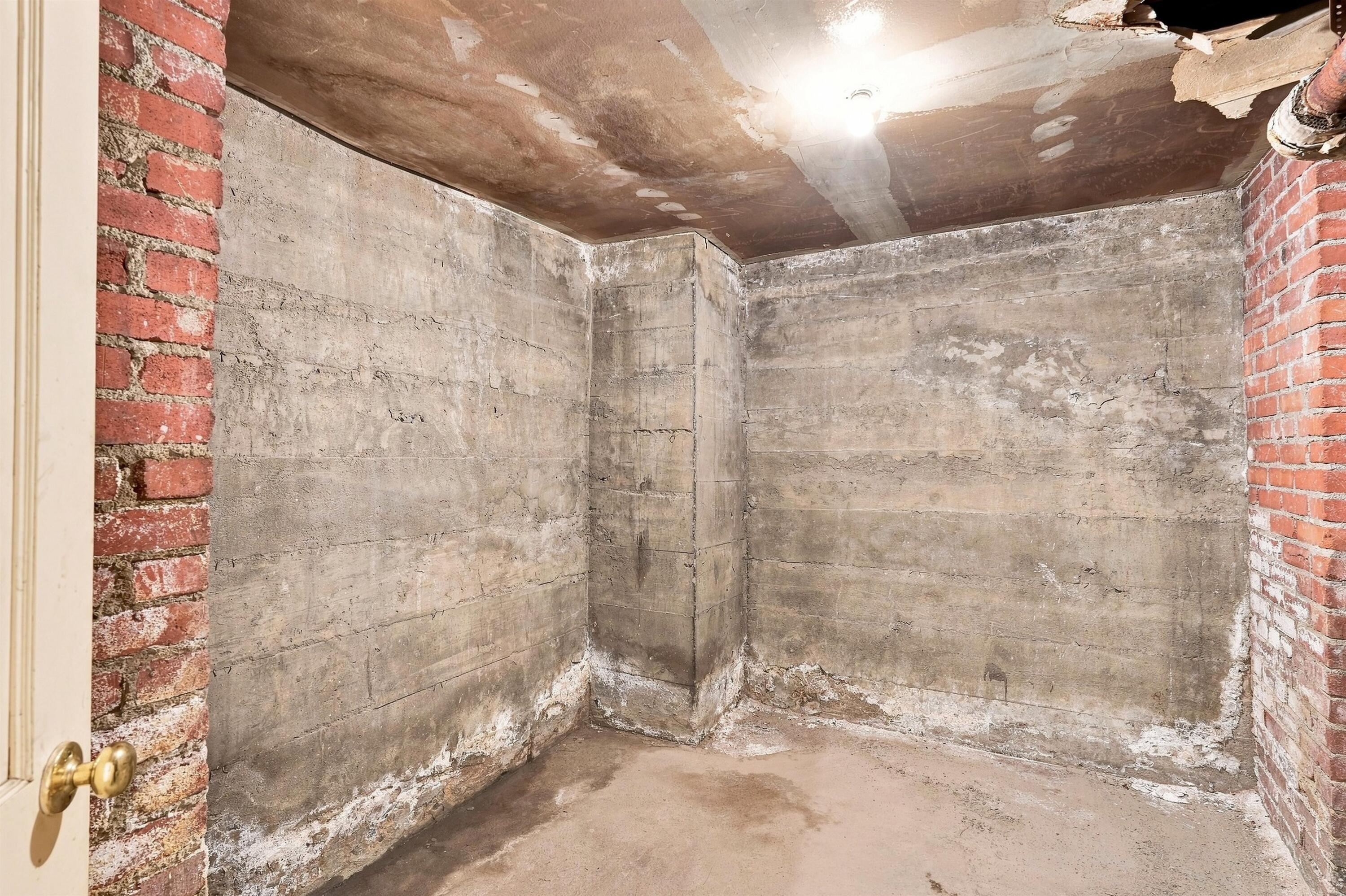 Photo 2 — 140-144 S 2nd Street