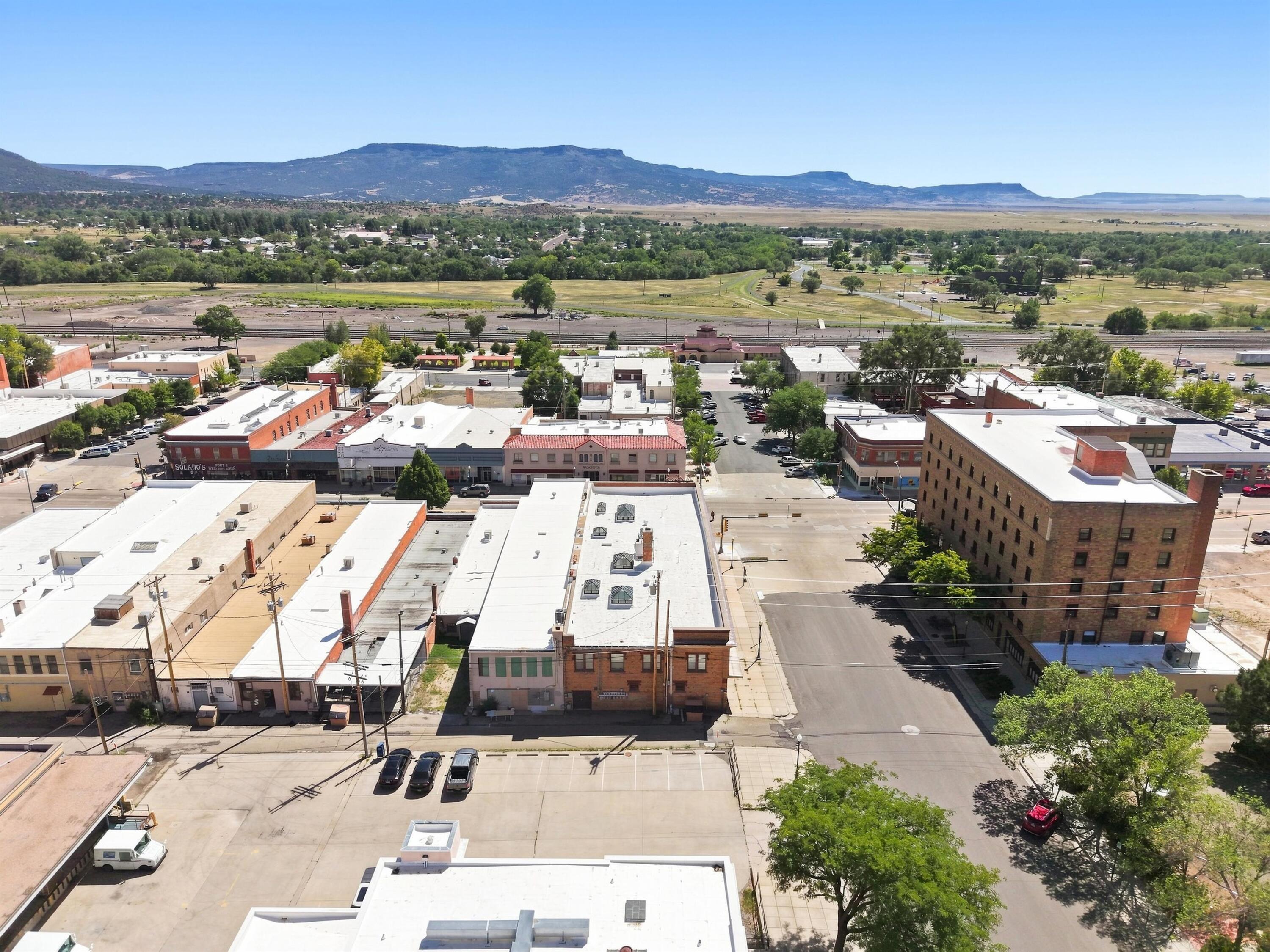Photo 4 — 140-144 S 2nd Street