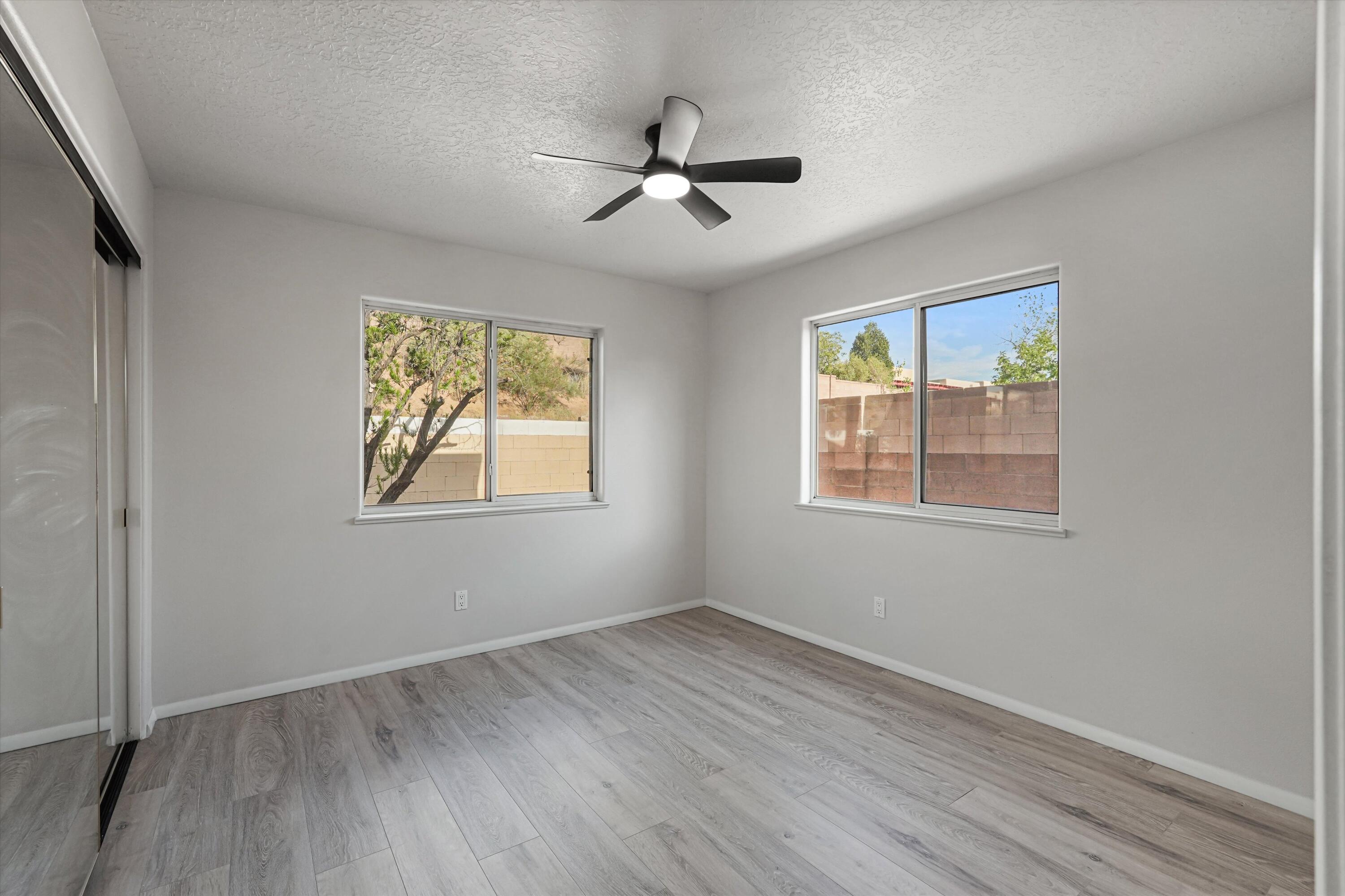 Photo 4 — 323 Pinon Creek Road SE