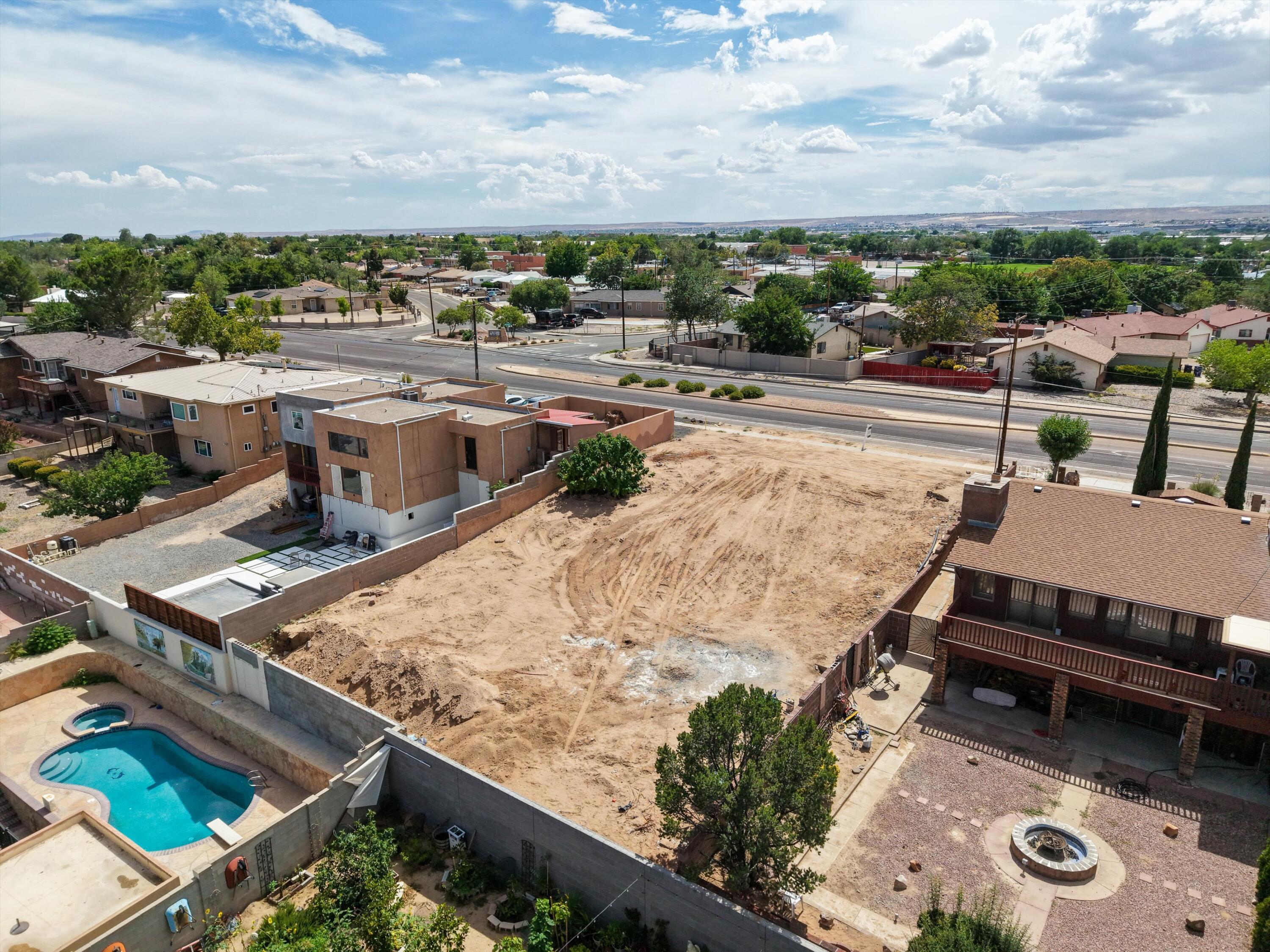 Photo 2 — 1412 Atrisco Drive NW