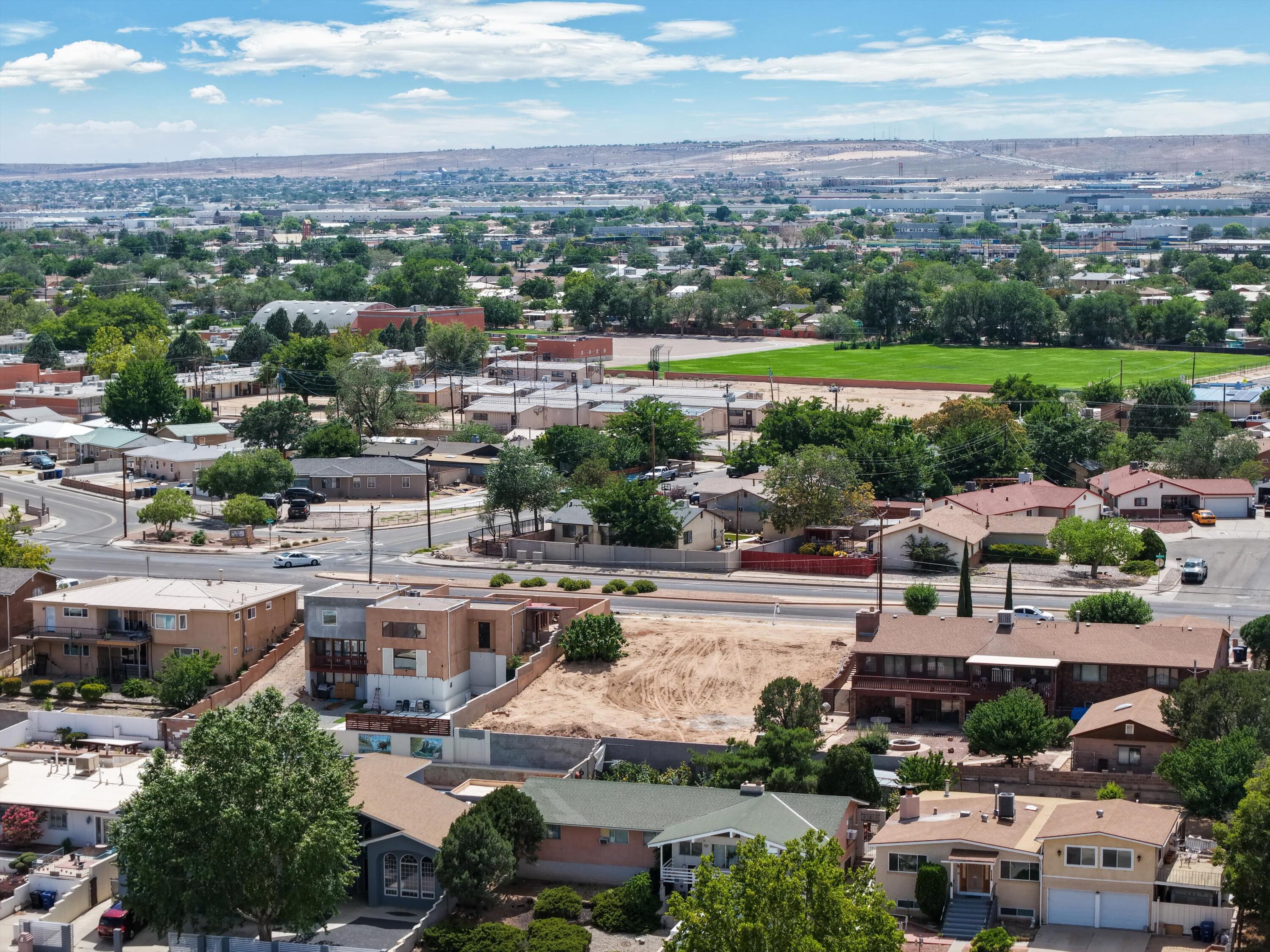 Photo 4 — 1412 Atrisco Drive NW