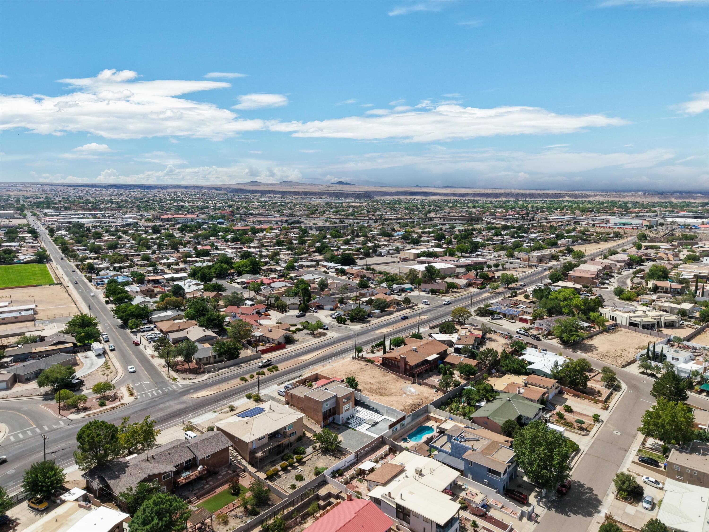 Photo 5 — 1412 Atrisco Drive NW
