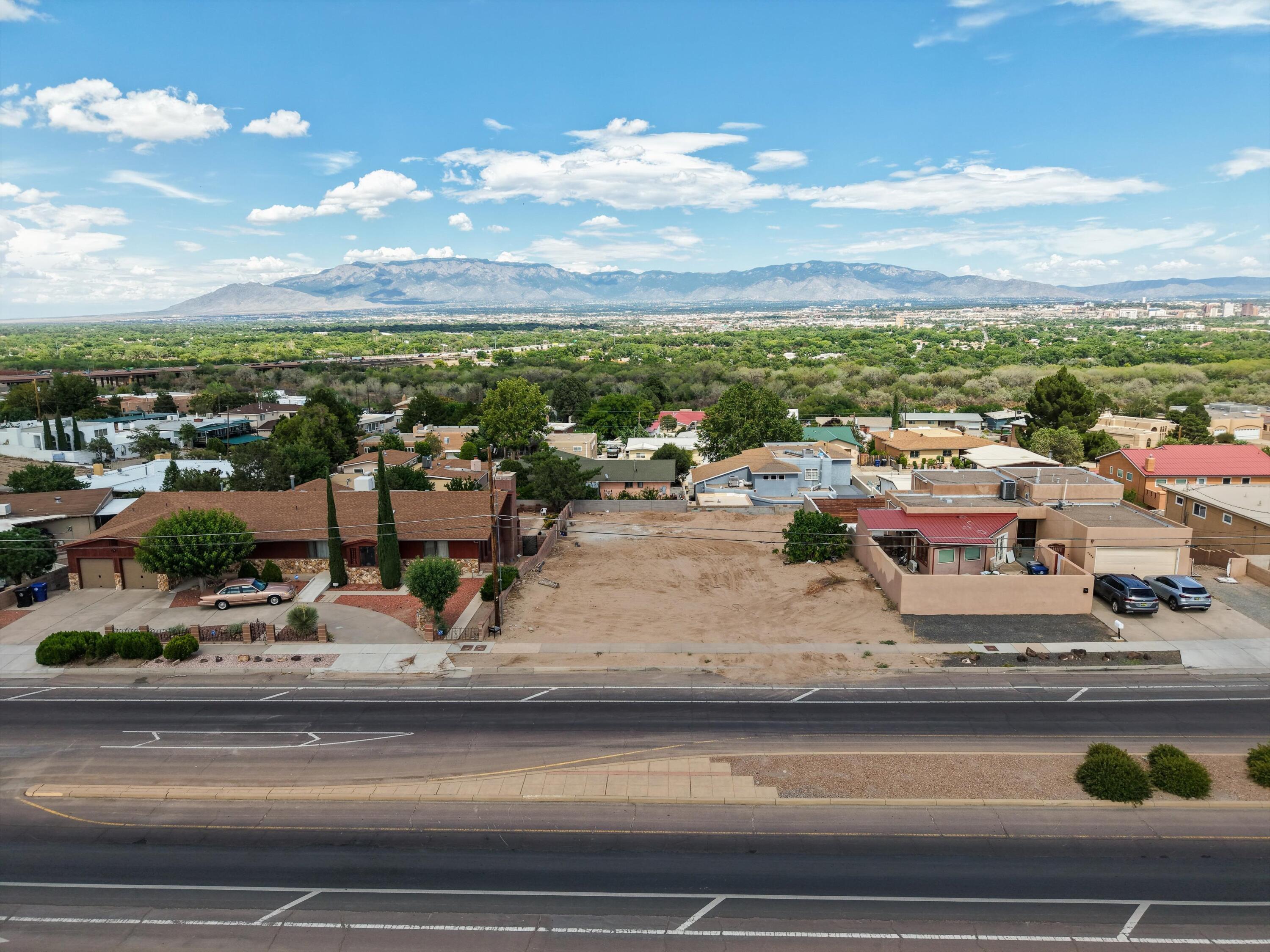 Photo 11 — 1412 Atrisco Drive NW