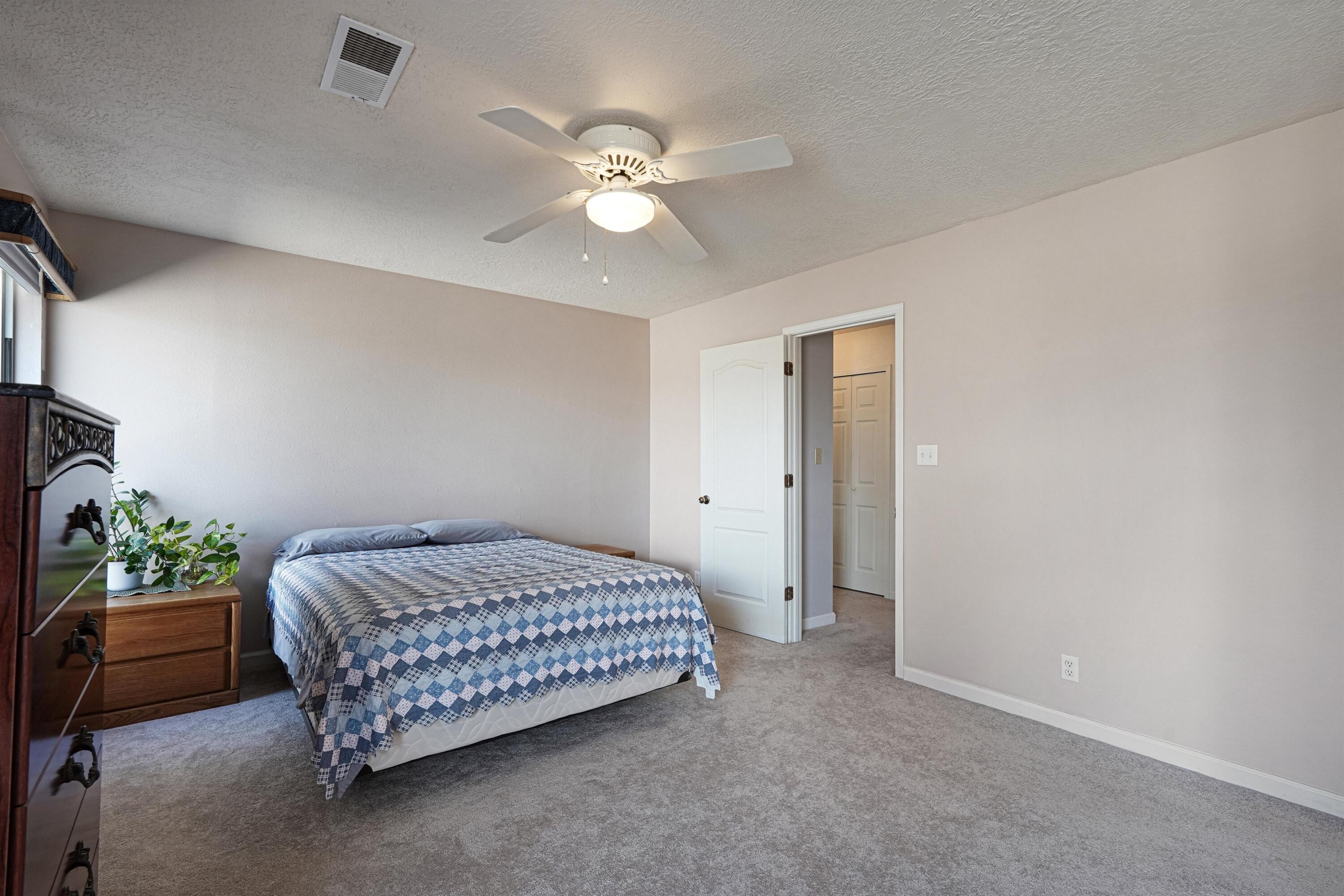 Photo 18 — 2566 Diamond Peak Drive NE