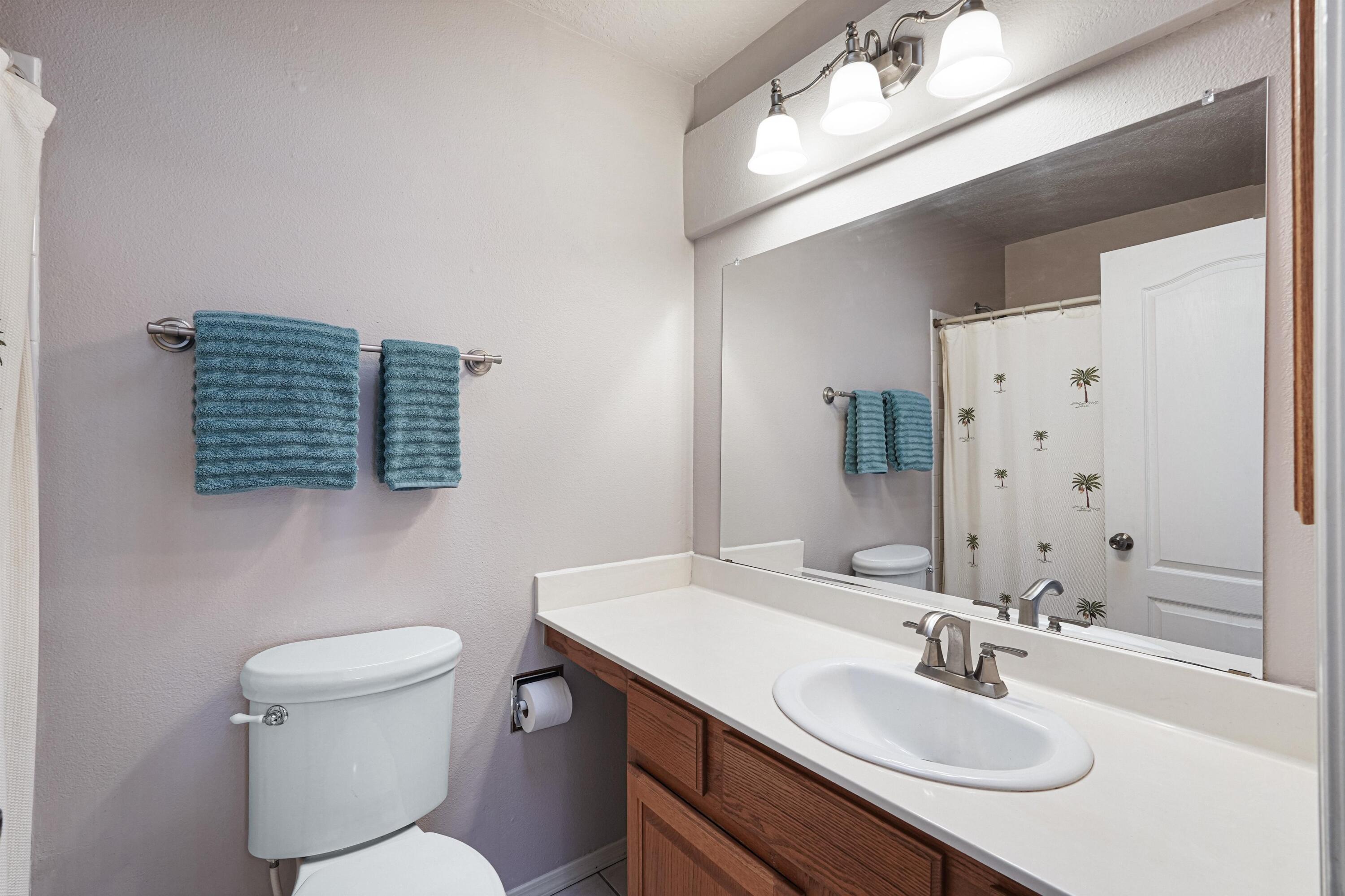Photo 10 — 2566 Diamond Peak Drive NE
