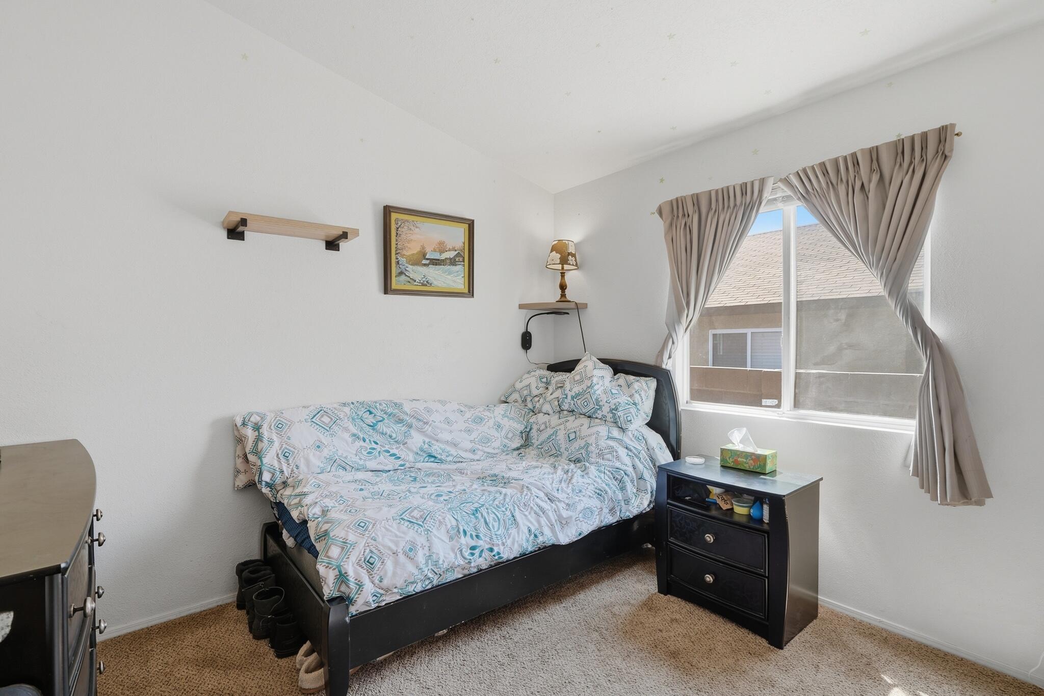 Photo 8 — 10612 Satellite Street NW
