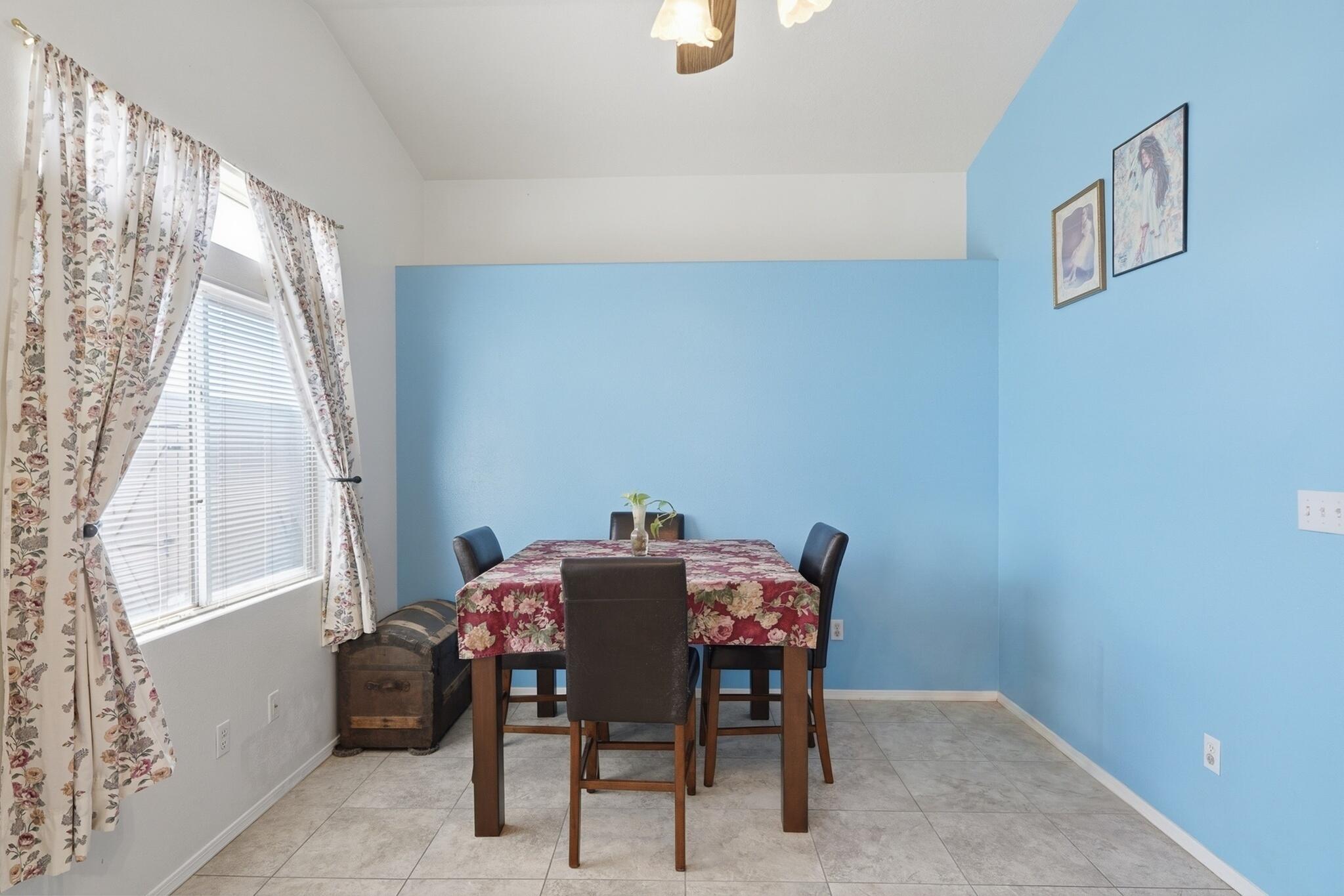Photo 12 — 10612 Satellite Street NW