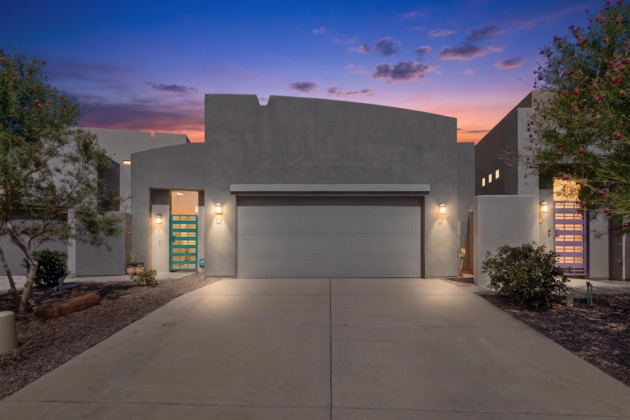 1654 Tierra Verde Loop NW, Los Lunas, NM 87031