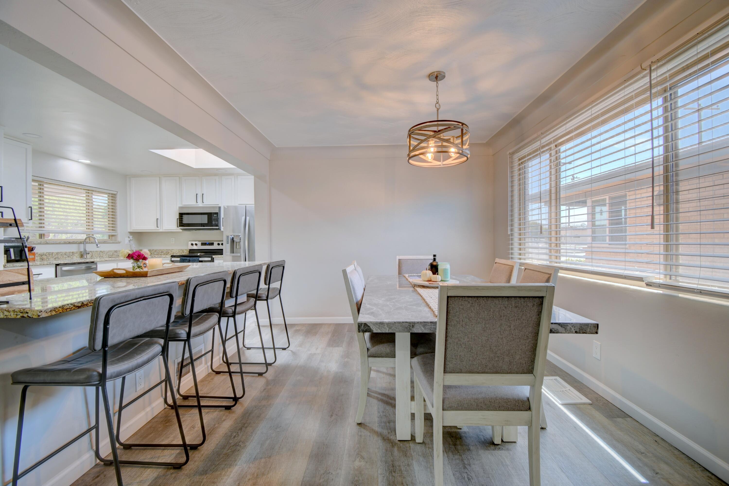 Photo 12 — 705 Truman Street NE