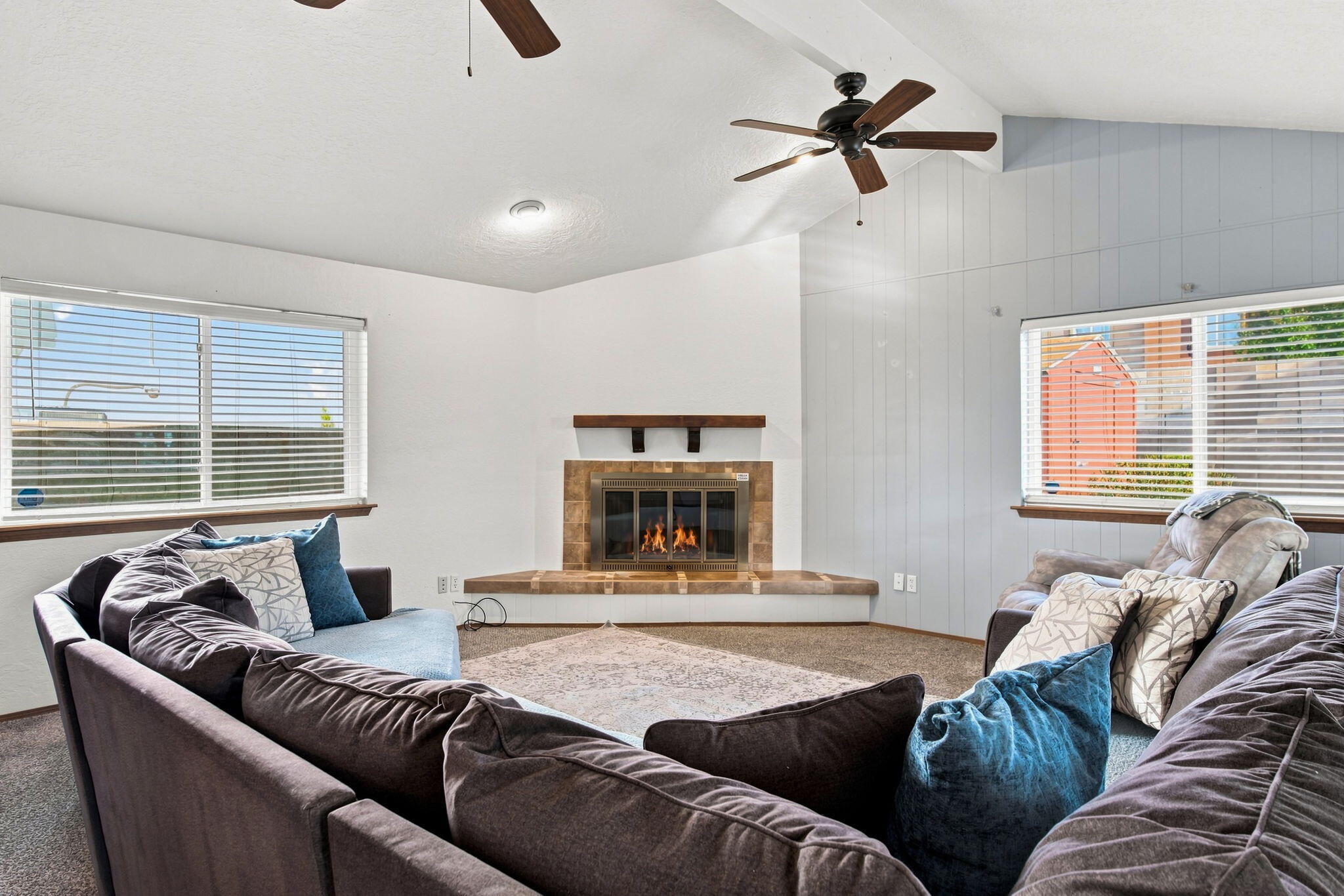 Photo 19 — 12312 Woodland Avenue NE
