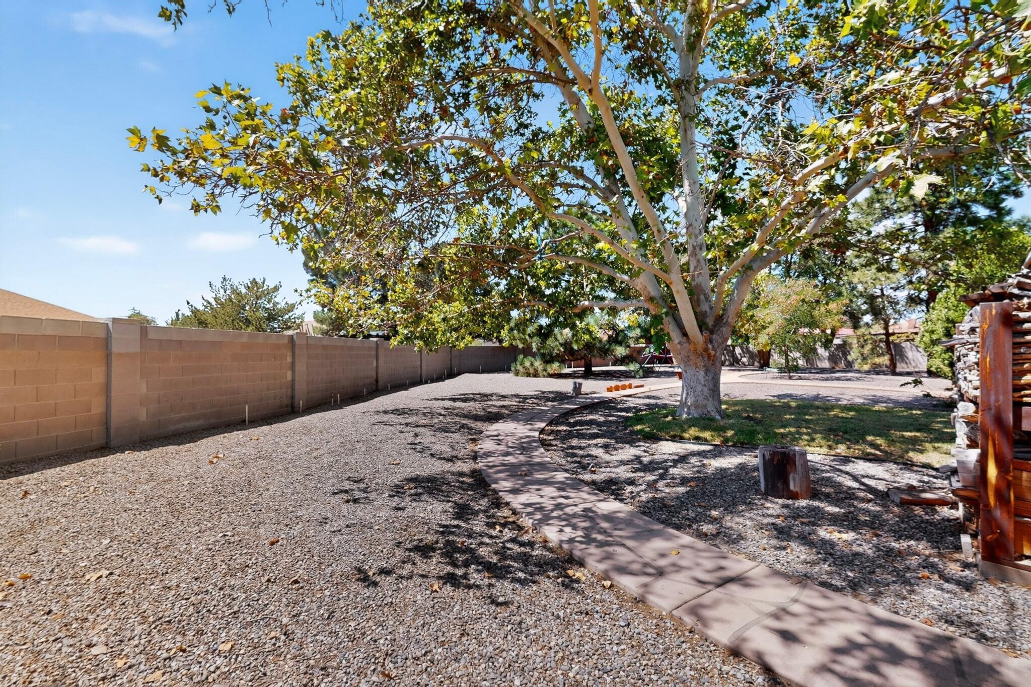 Photo 16 — 5006 Justin Drive NW
