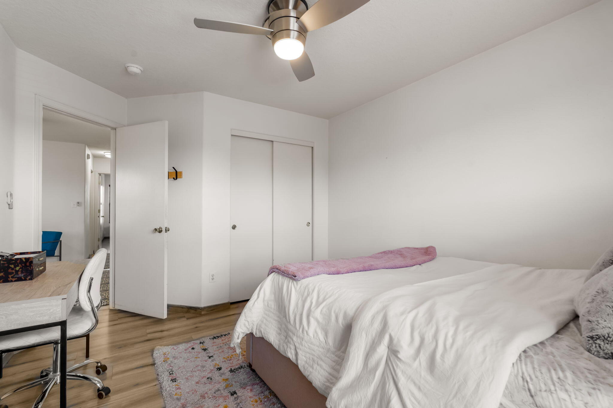 Photo 17 — 10512 Rosefinch Drive NW