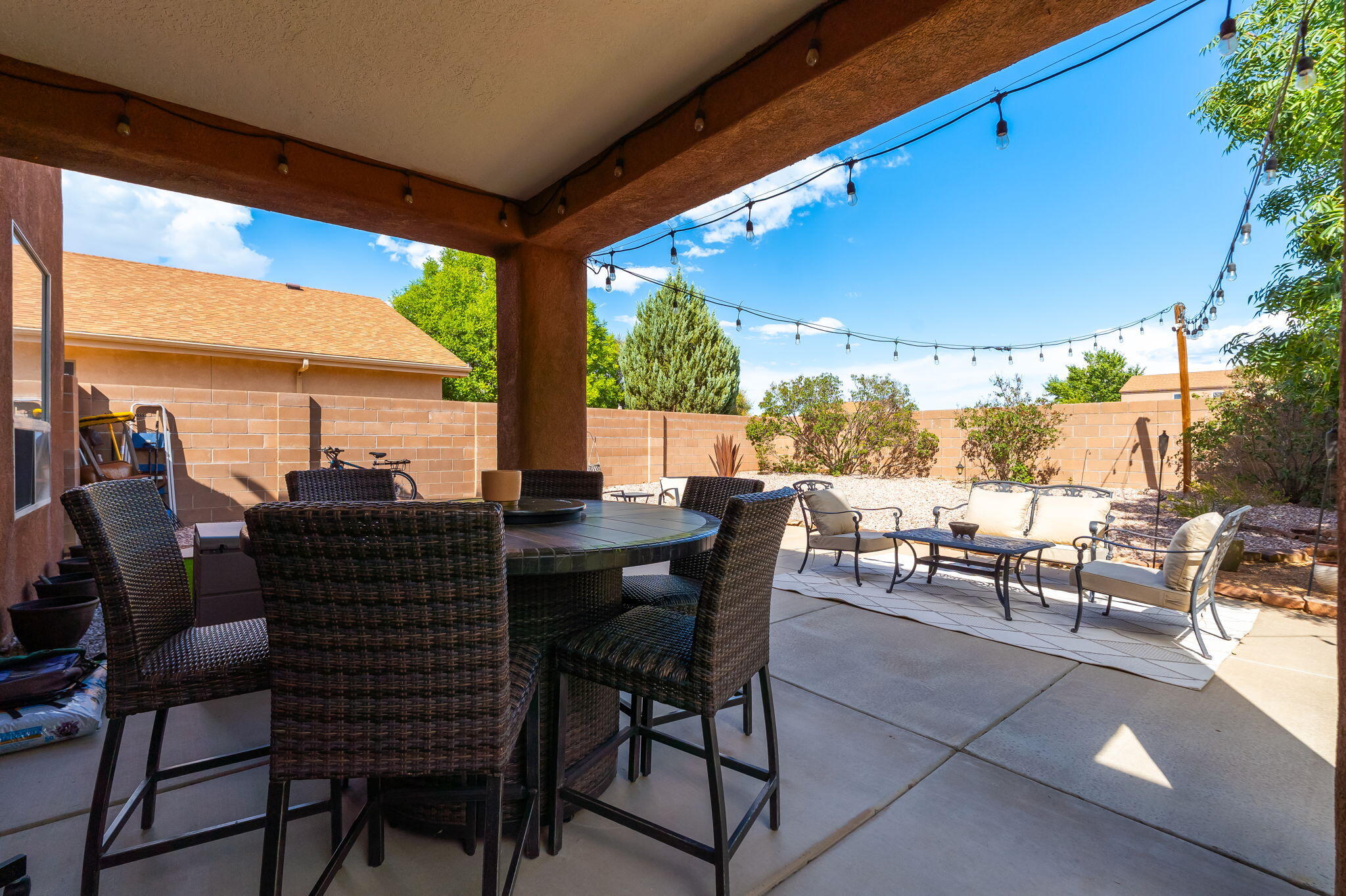 Photo 18 — 10512 Rosefinch Drive NW