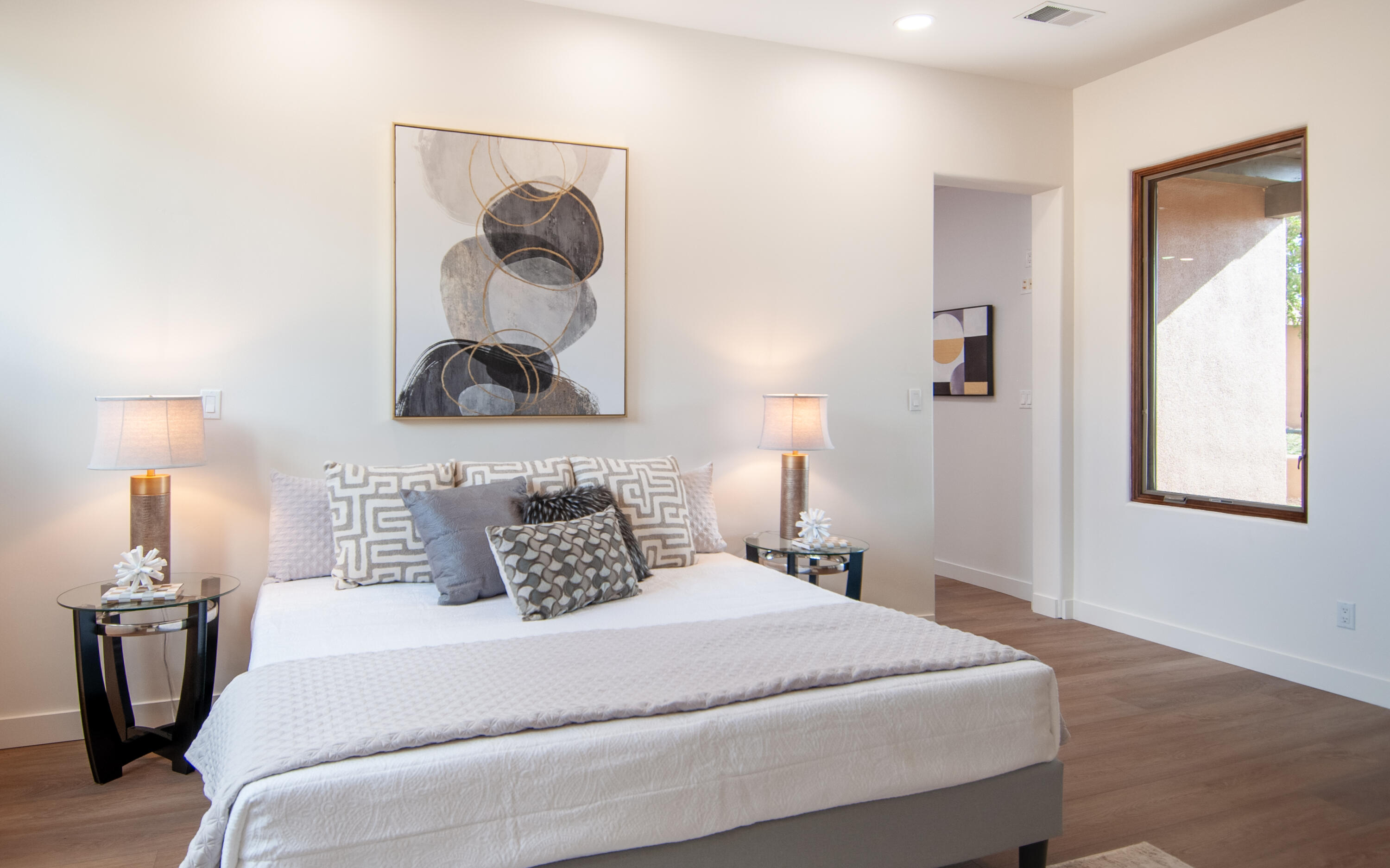 Photo 8 — 6805 Pino Arroyo Court NE