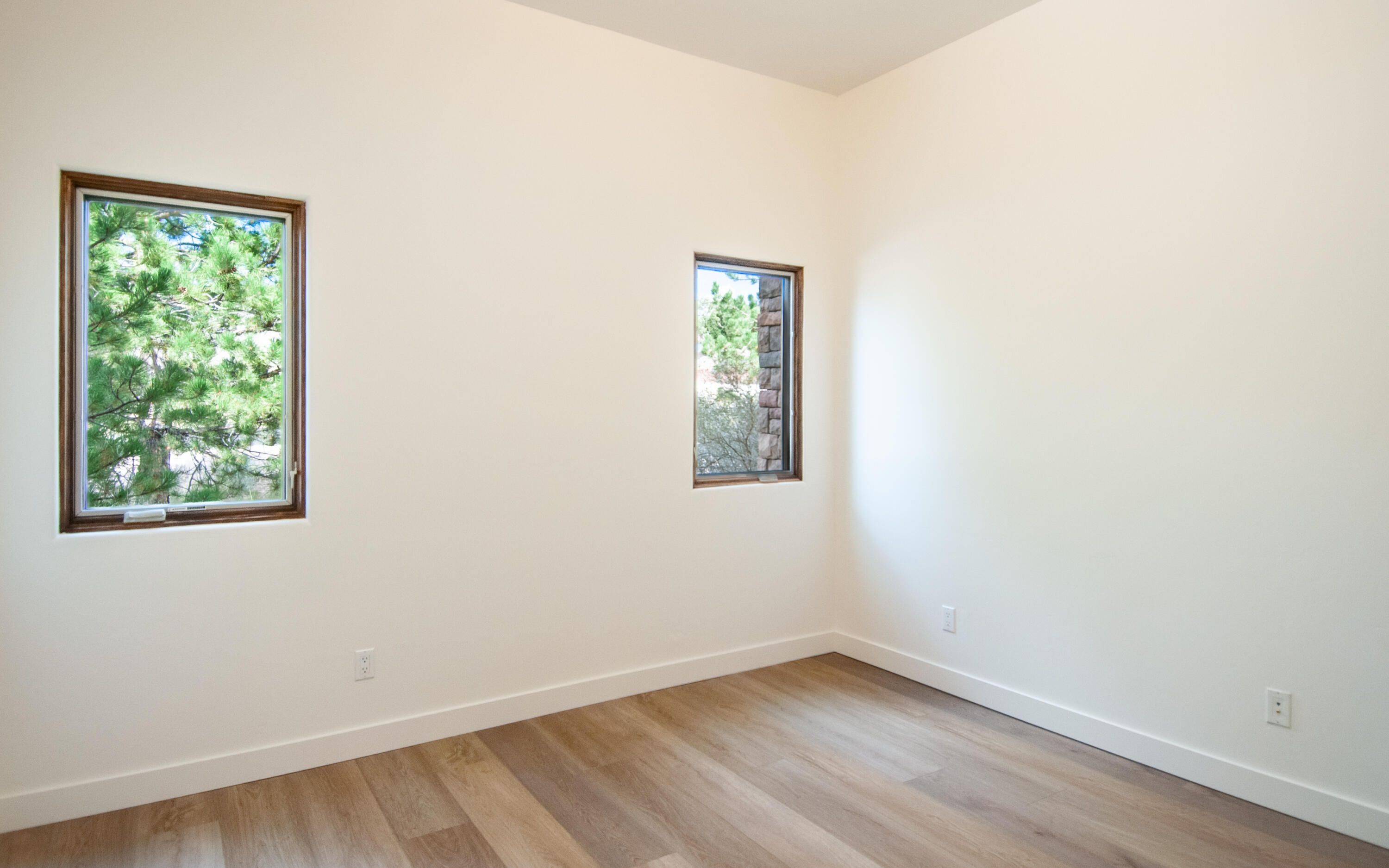Photo 19 — 6805 Pino Arroyo Court NE