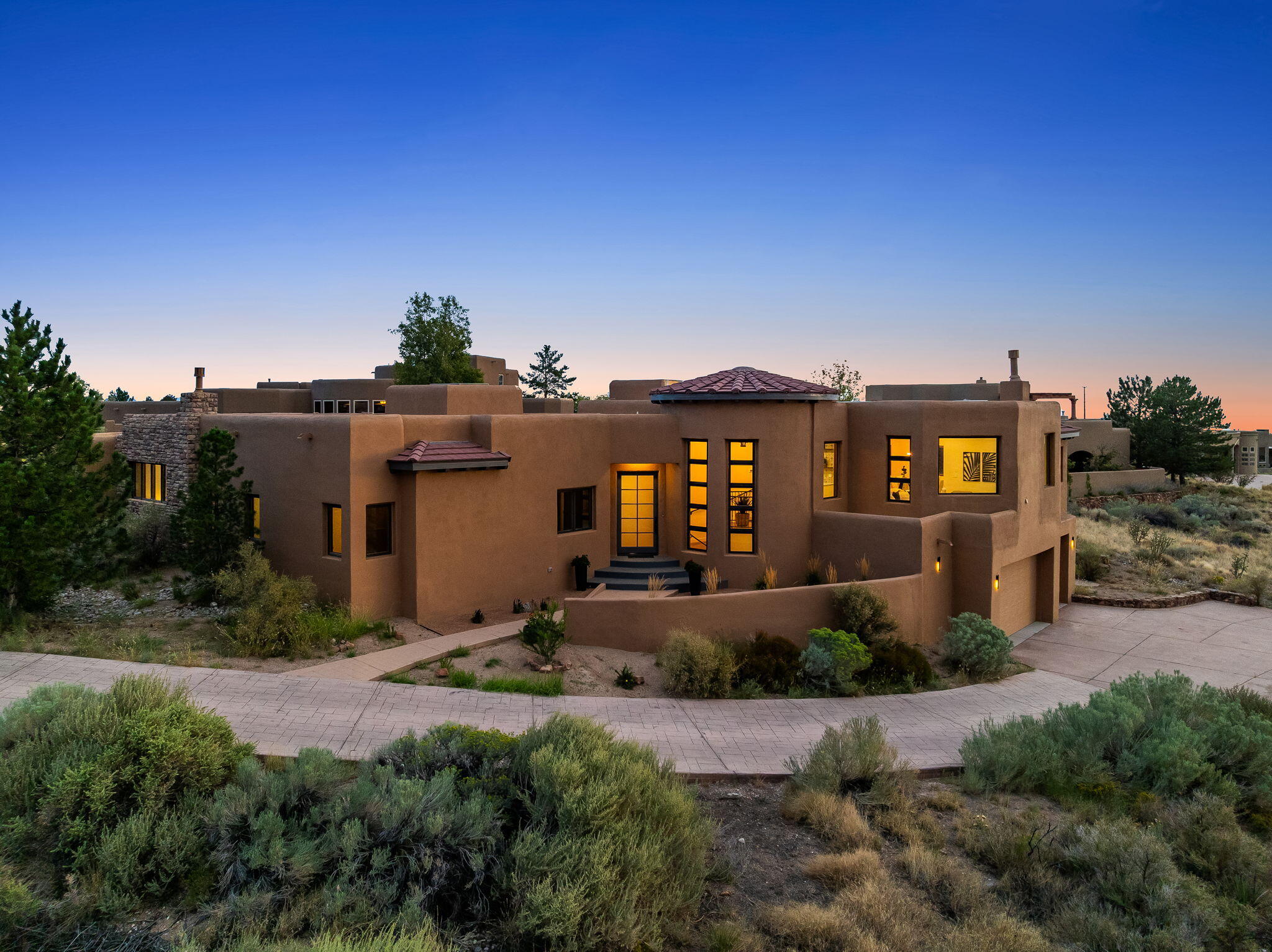 Photo 3 — 6805 Pino Arroyo Court NE