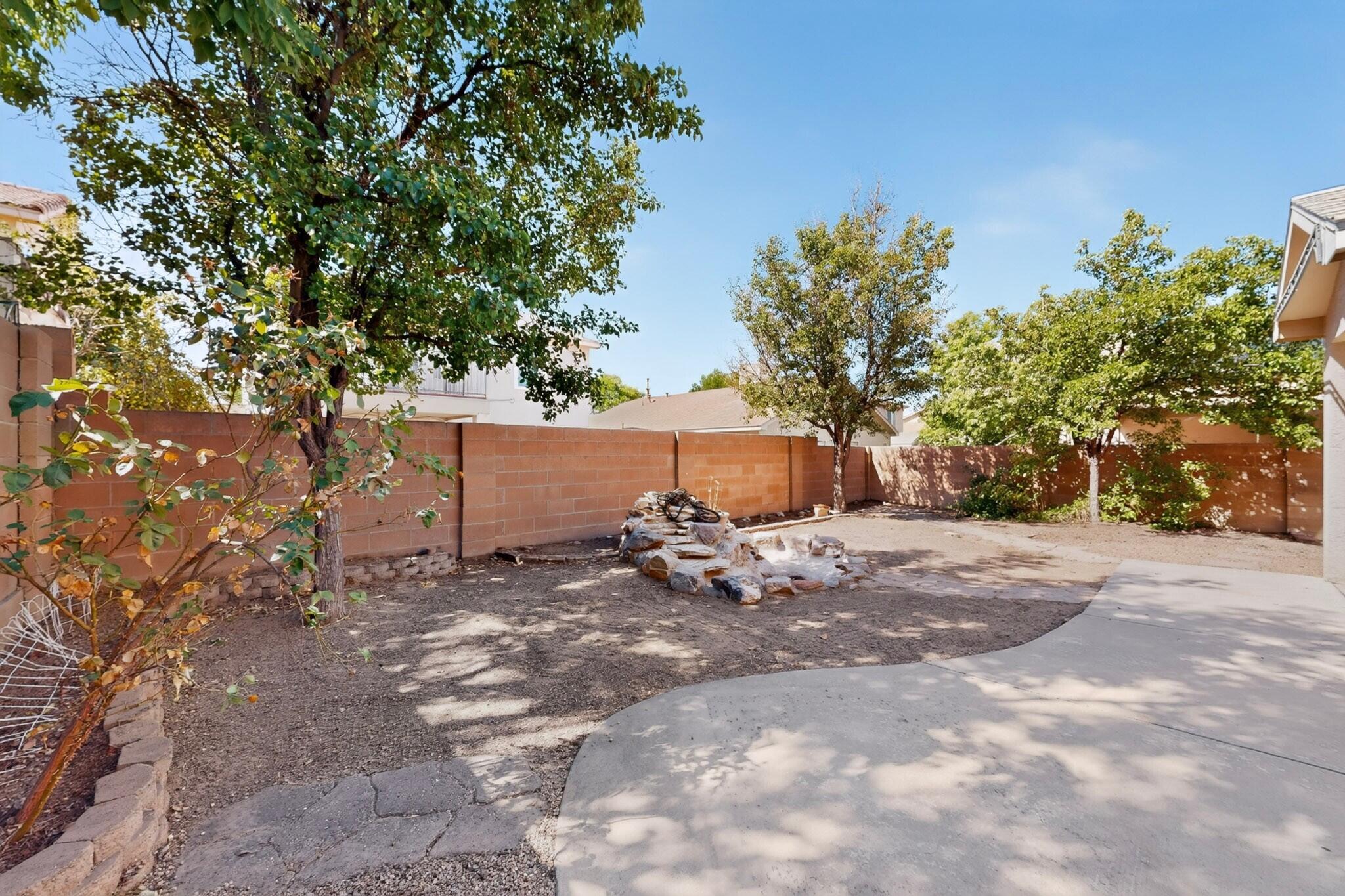 Photo 7 — 7112 Red Hawk Road NE