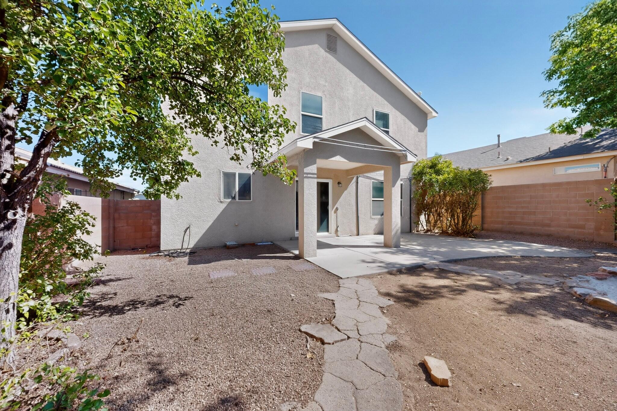 Photo 2 — 7112 Red Hawk Road NE