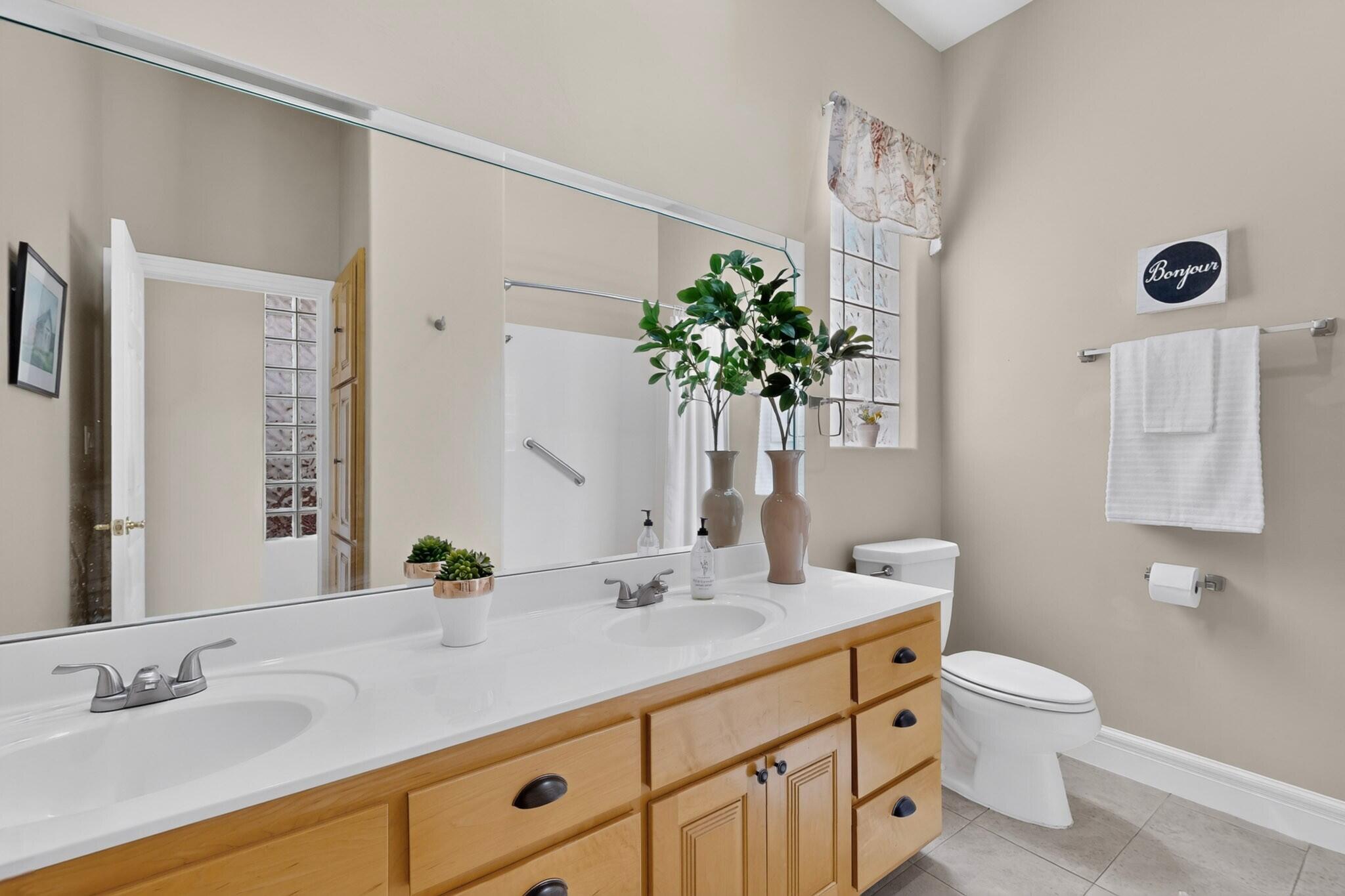 Photo 15 — 6135 Purple Aster Lane NE