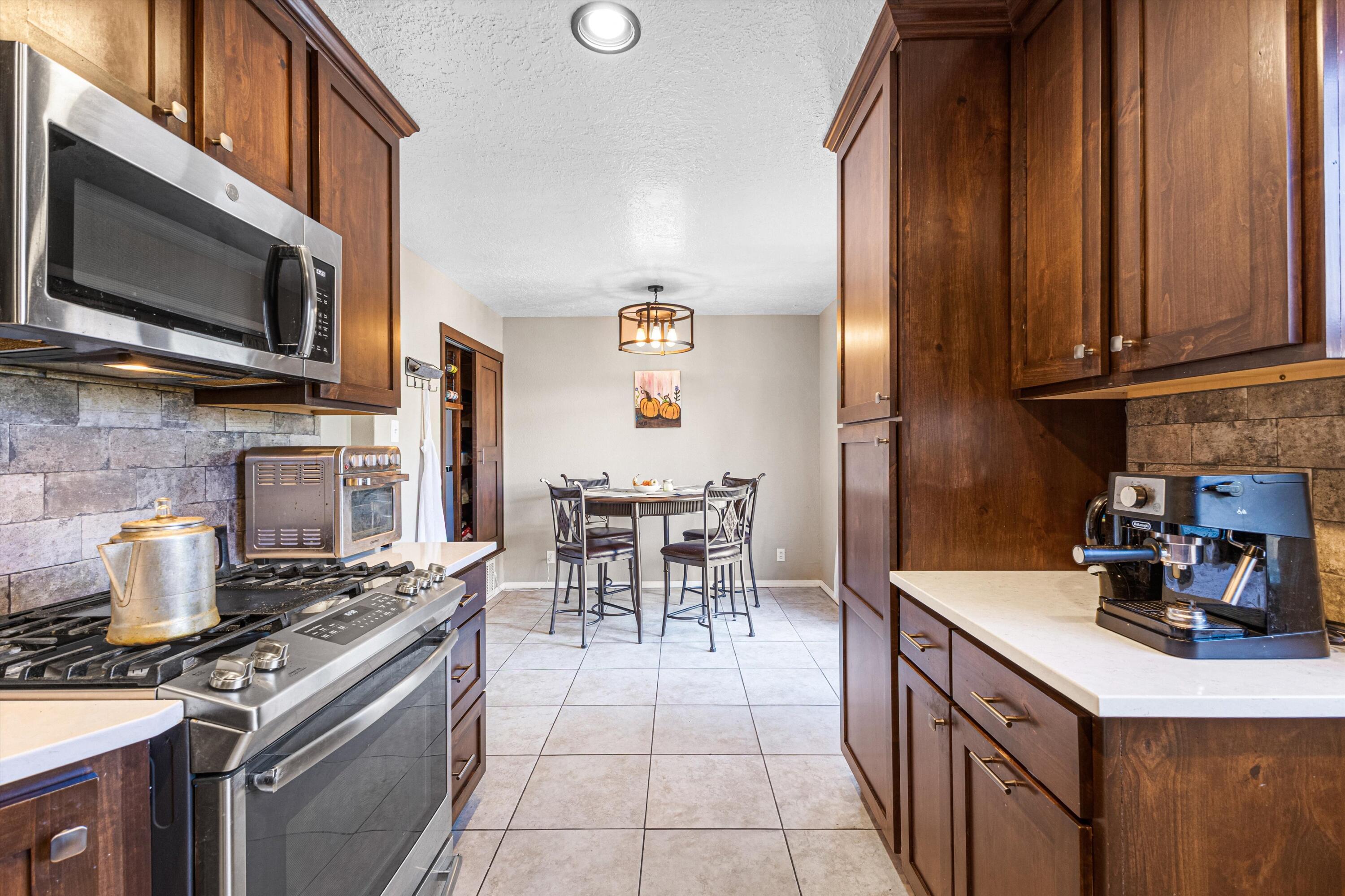 Photo 19 — 6009 Calle Nueve NW