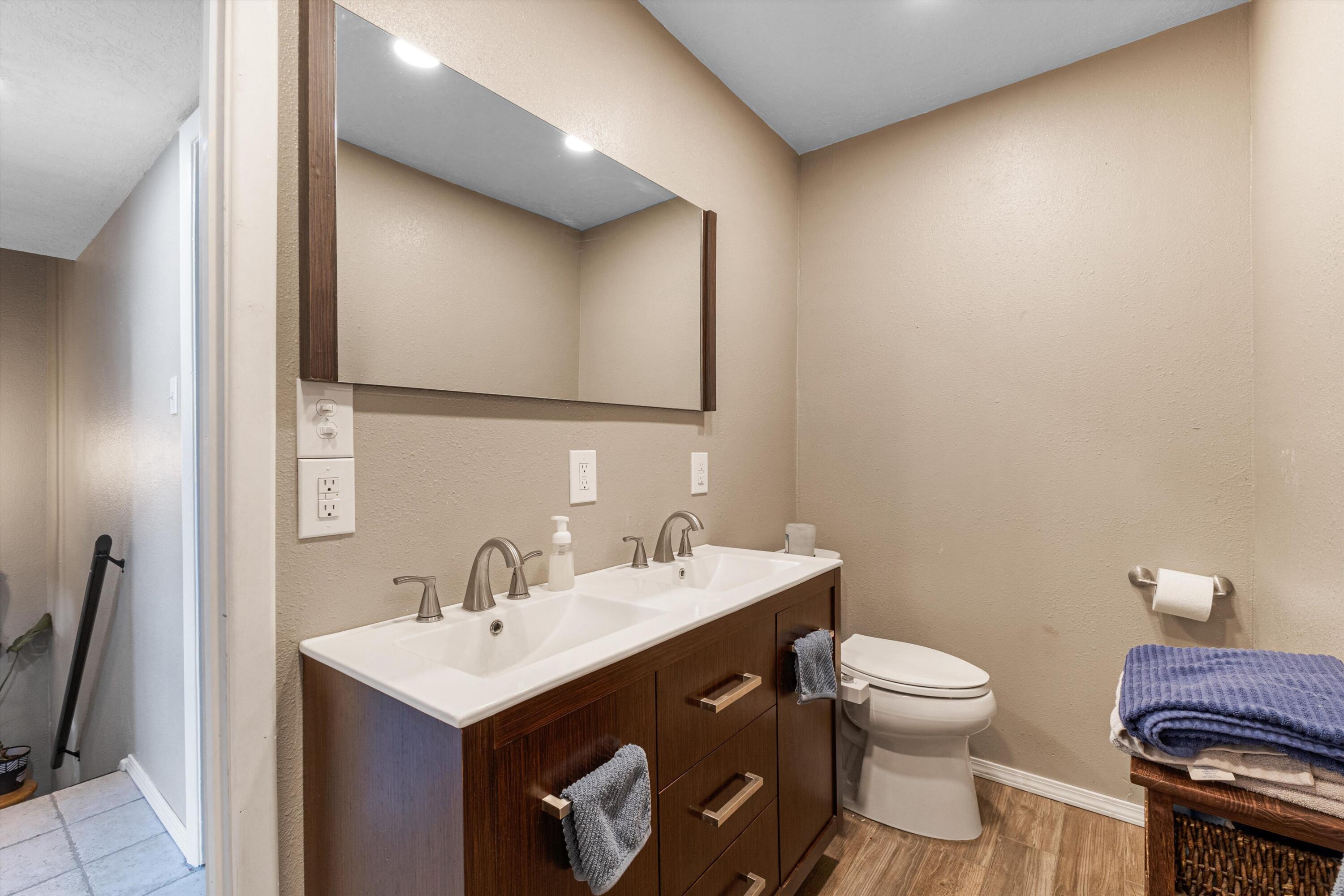 Photo 15 — 6009 Calle Nueve NW