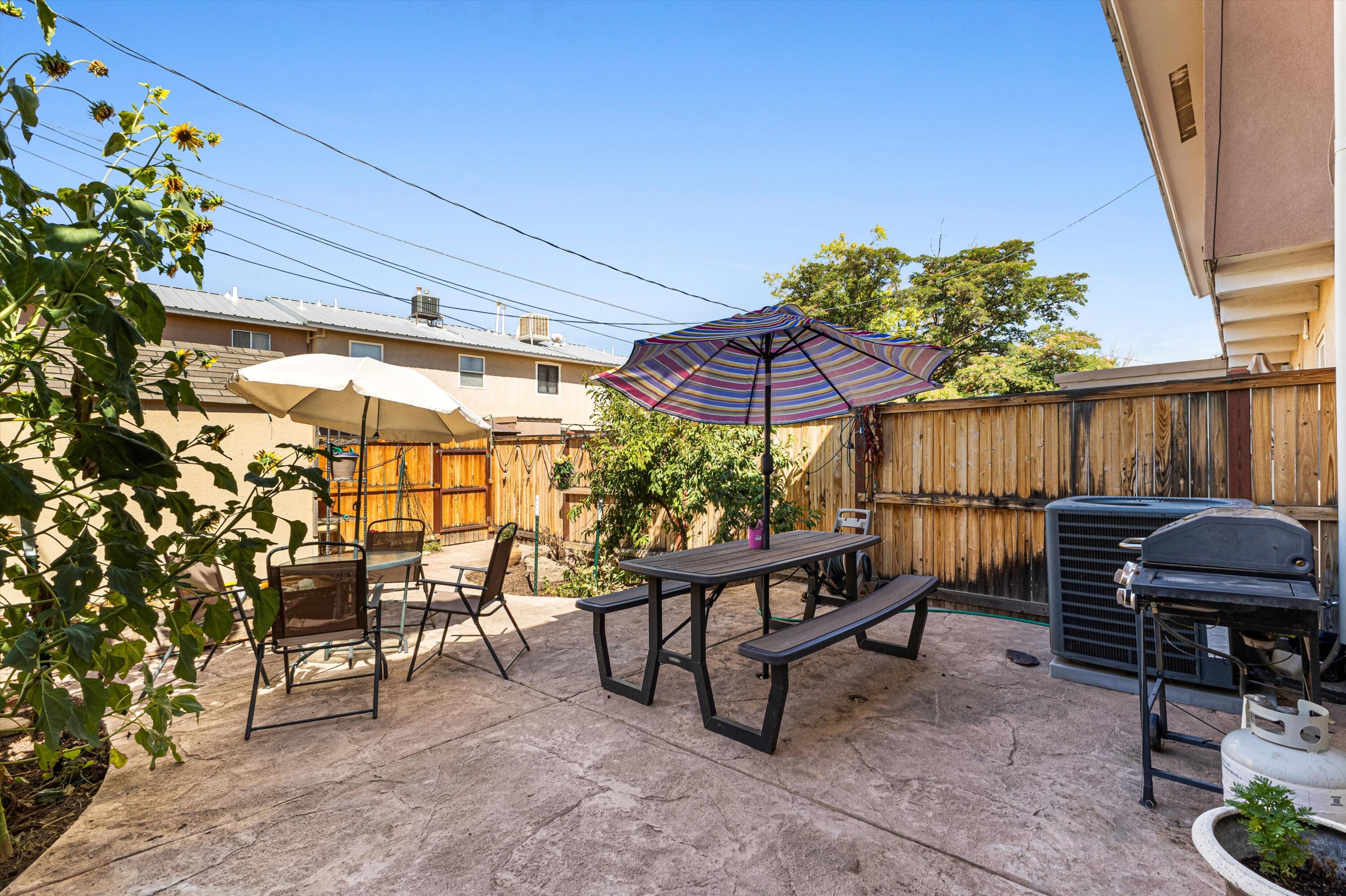 Photo 9 — 6009 Calle Nueve NW