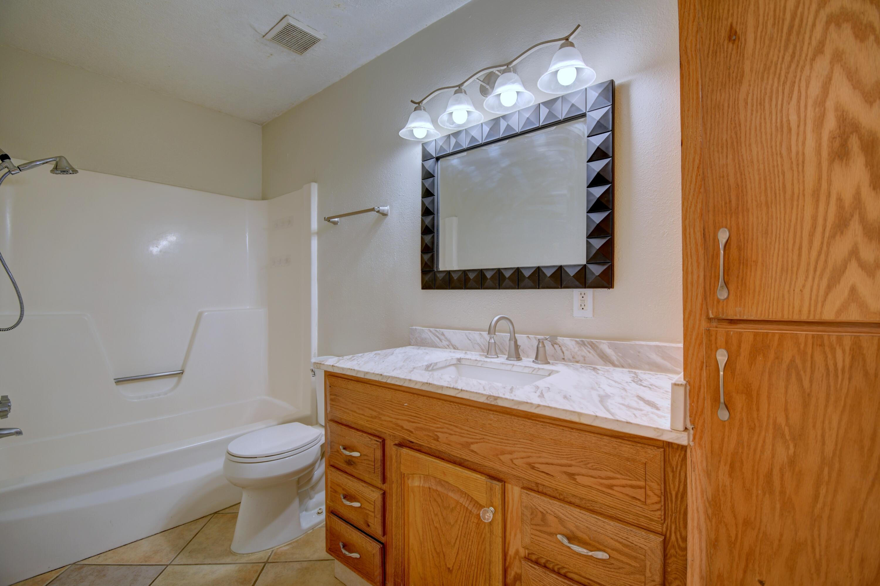 Photo 5 — 12333 Mountain Road NE E