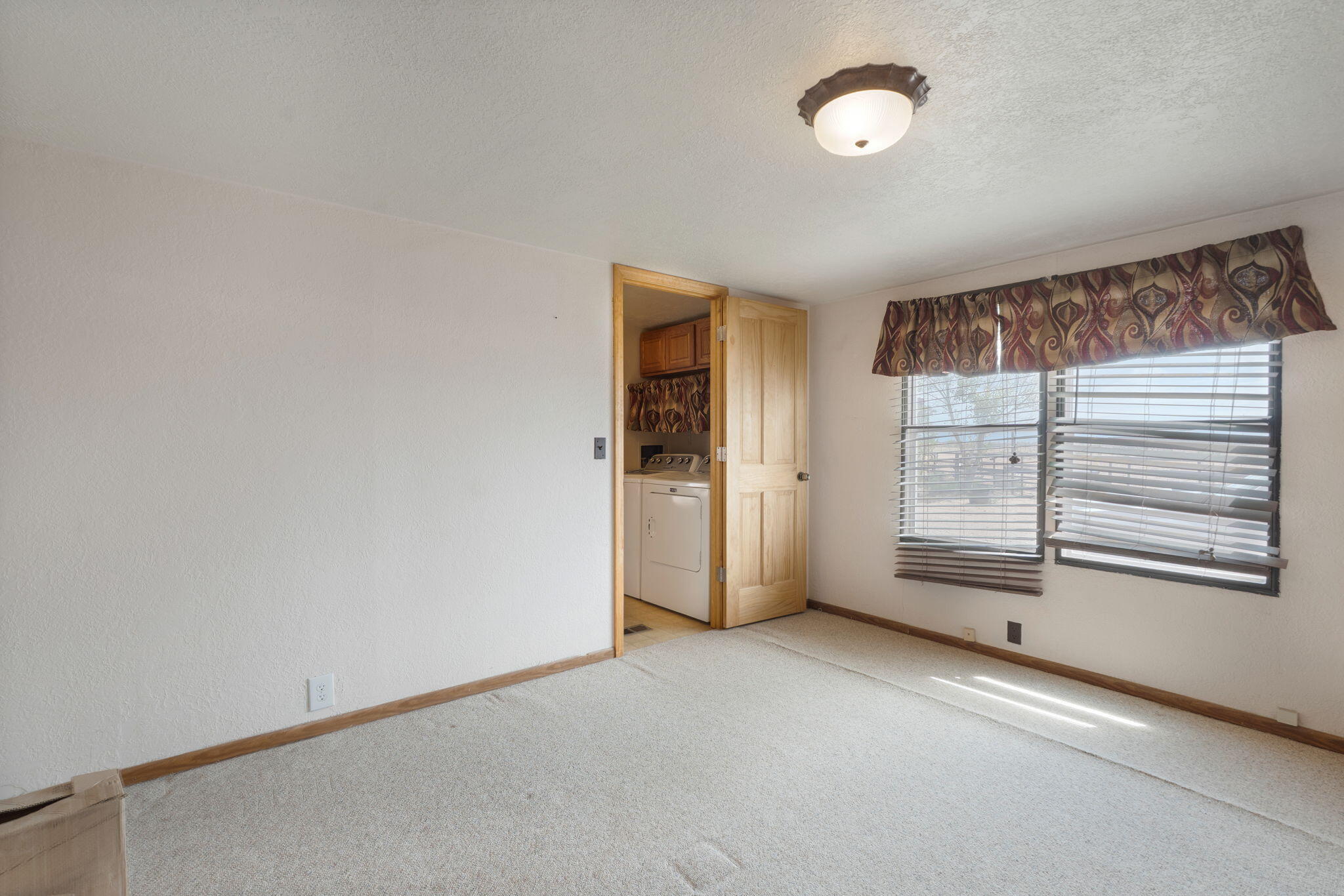 Photo 7 — 75 Greer Road