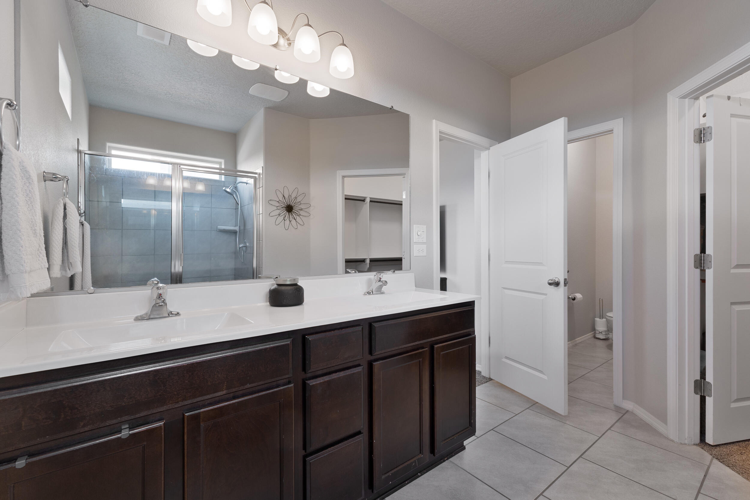 Photo 16 — 5931 Ermemin Avenue NW