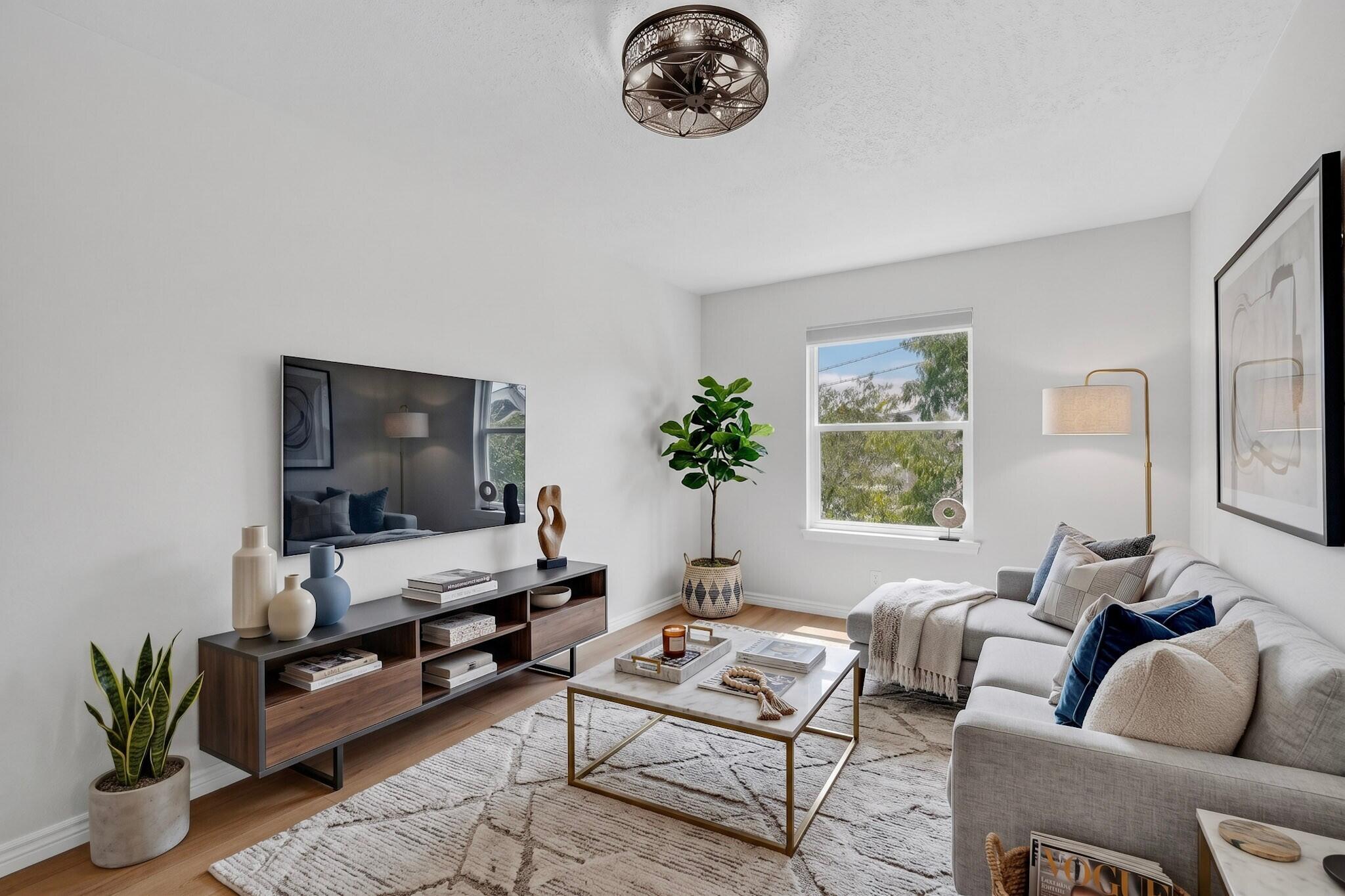 Photo 12 — 4316 Condesa Court NW