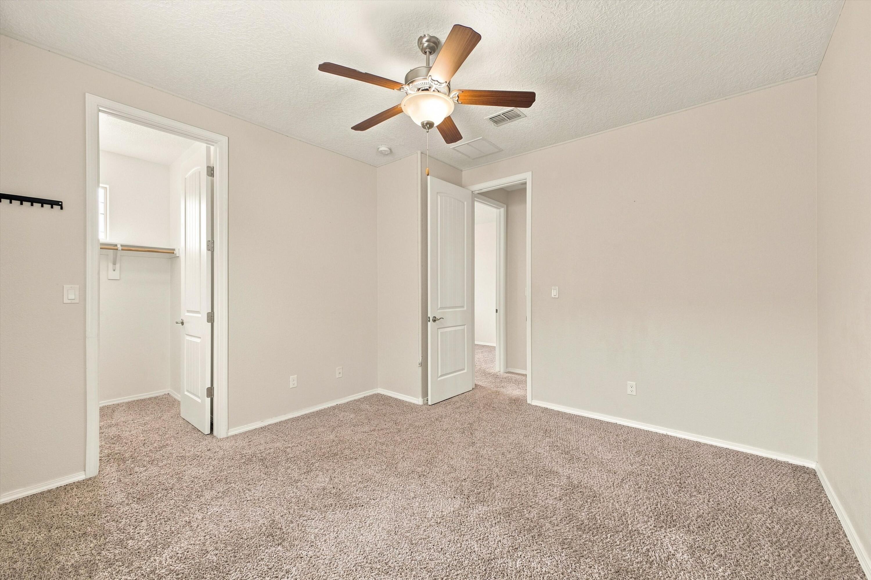 Photo 18 — 4206 Pico Norte Lane NE