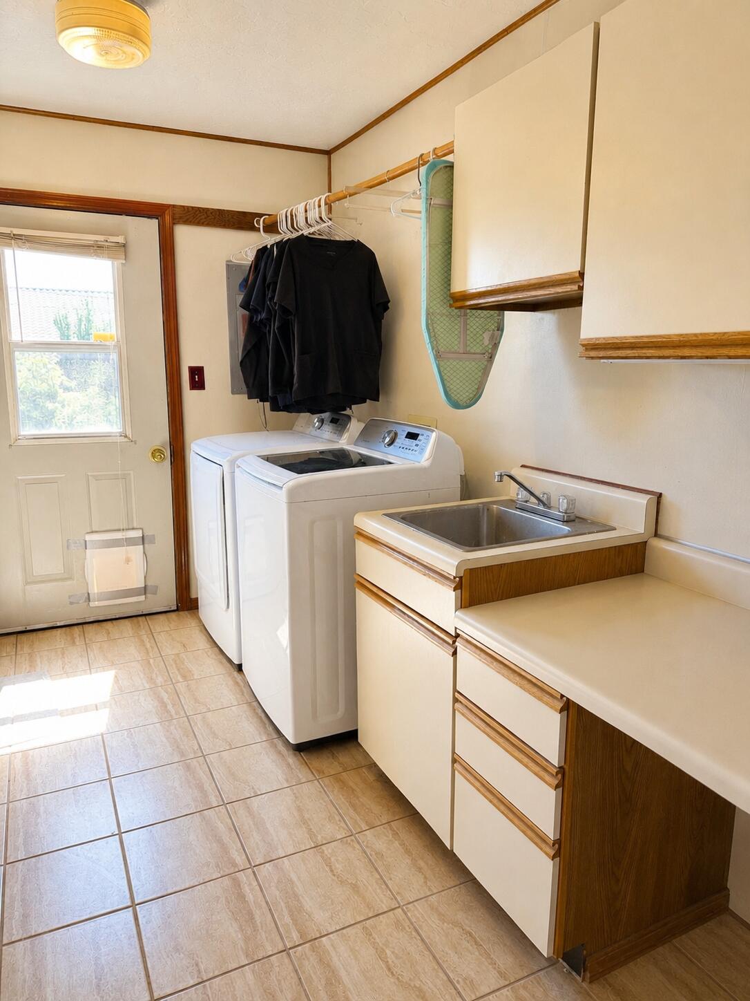 Photo 19 — 1118 Ridgecrest Avenue