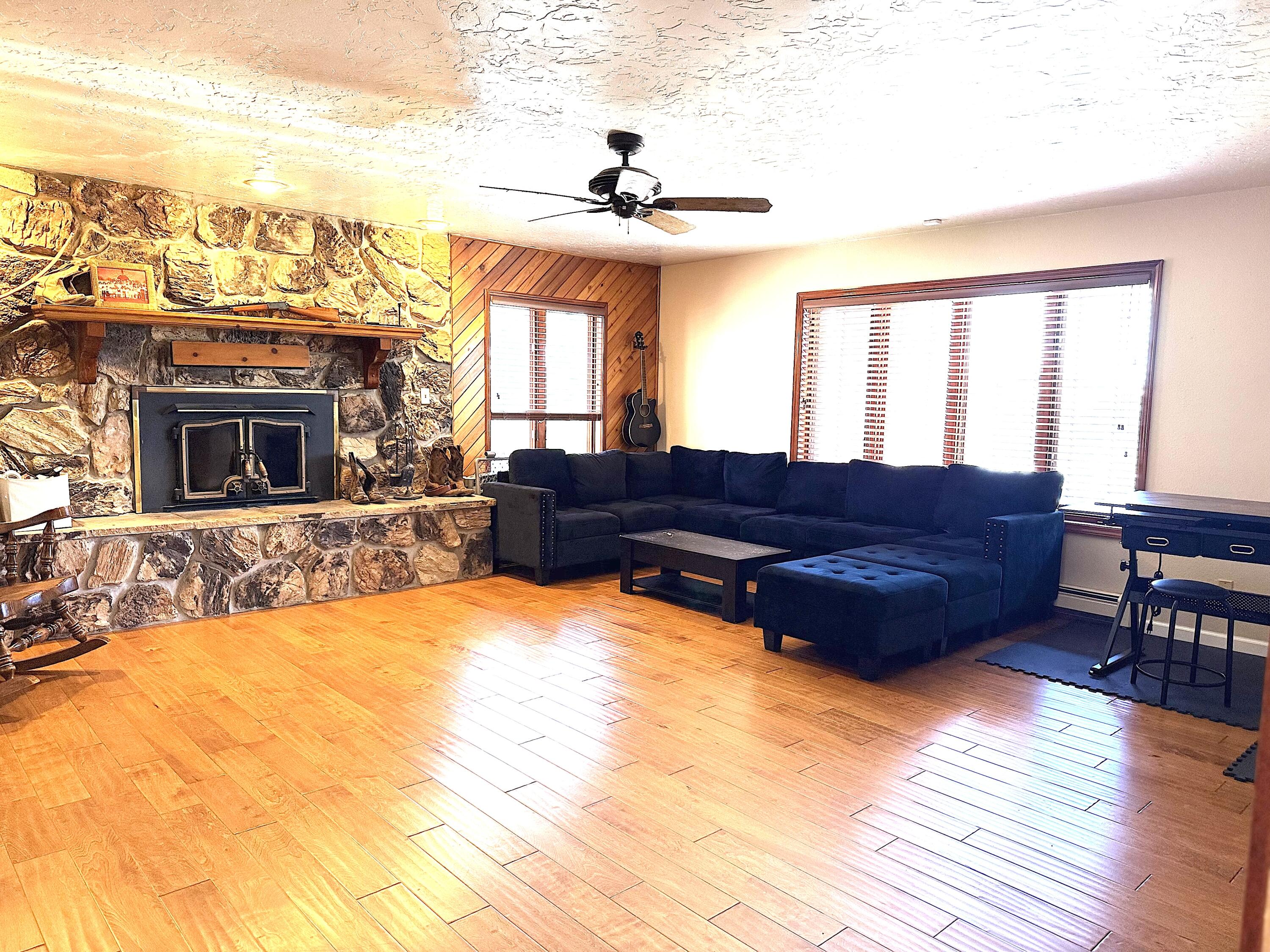 Photo 18 — 1118 Ridgecrest Avenue