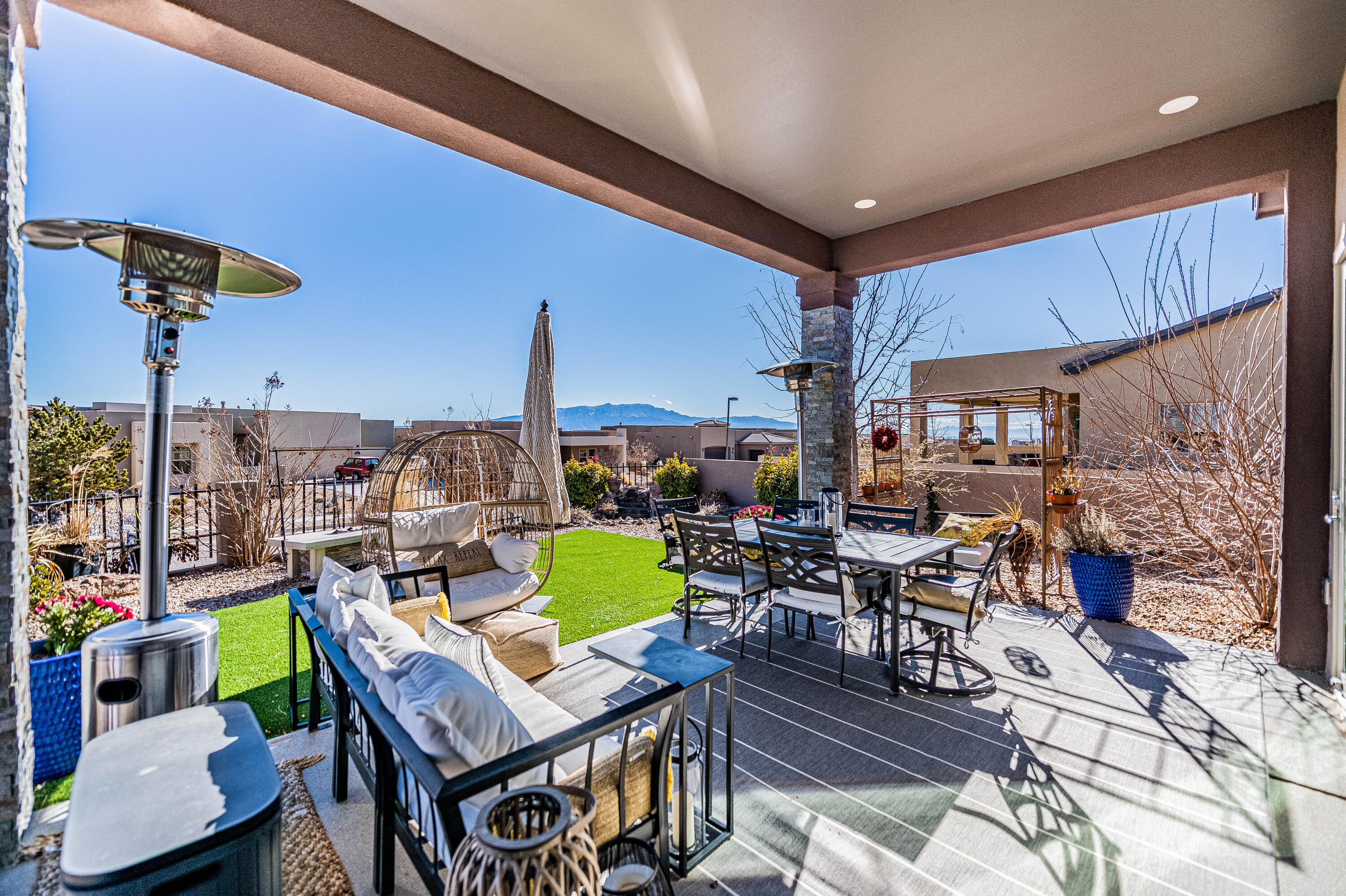 Photo 13 — 6055 Redondo Sierra Drive NE
