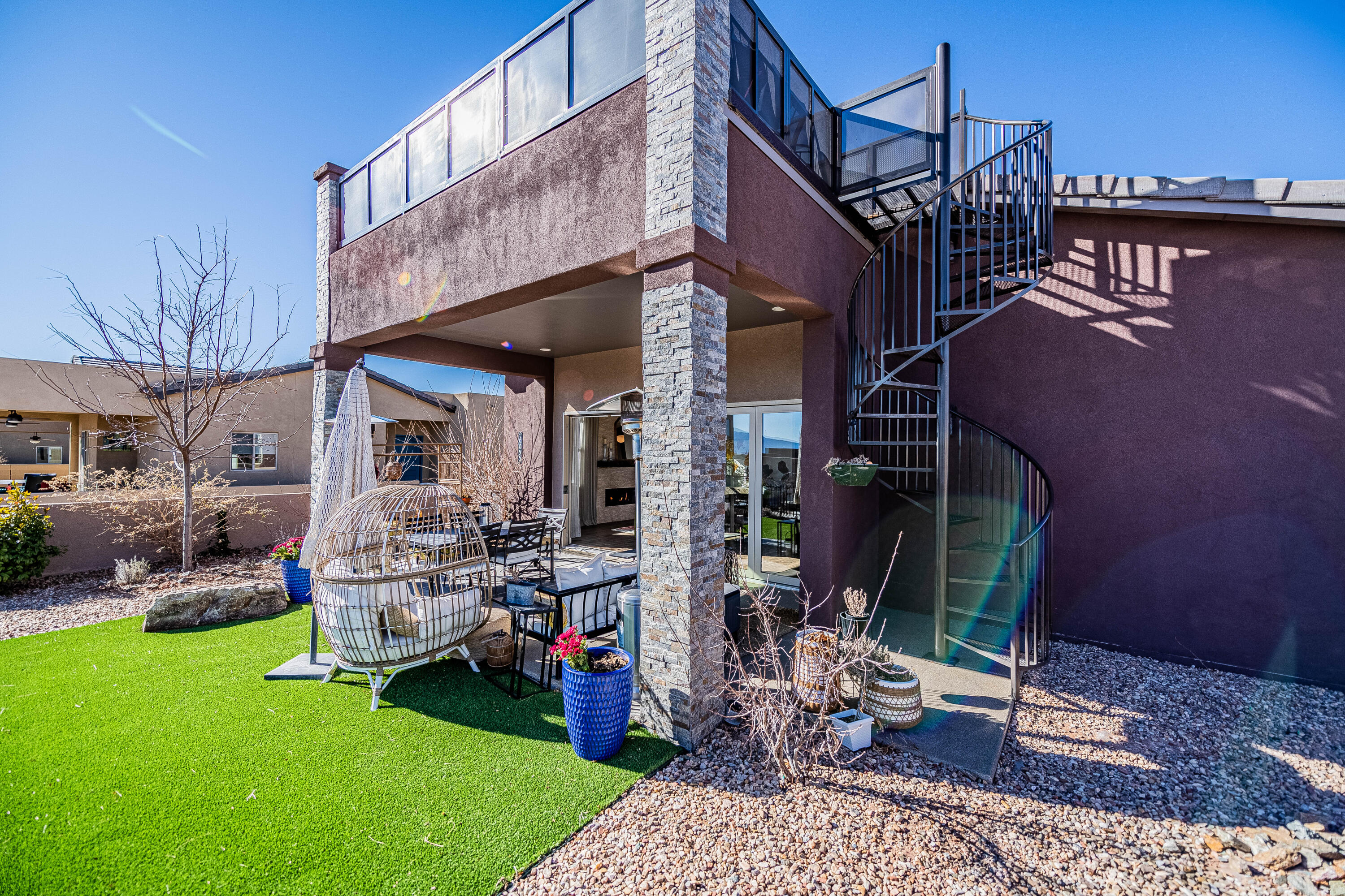 Photo 9 — 6055 Redondo Sierra Drive NE