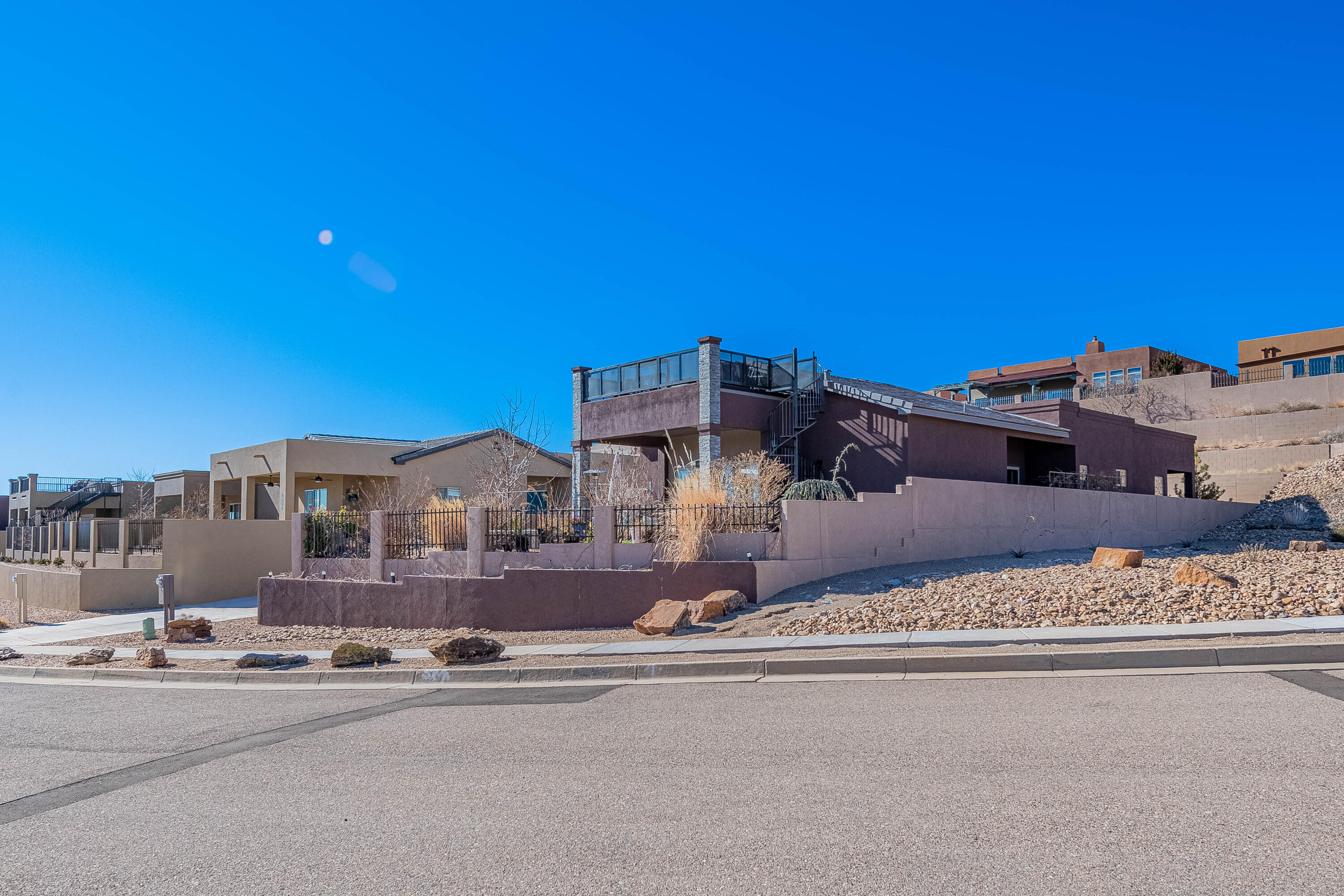 Photo 5 — 6055 Redondo Sierra Drive NE