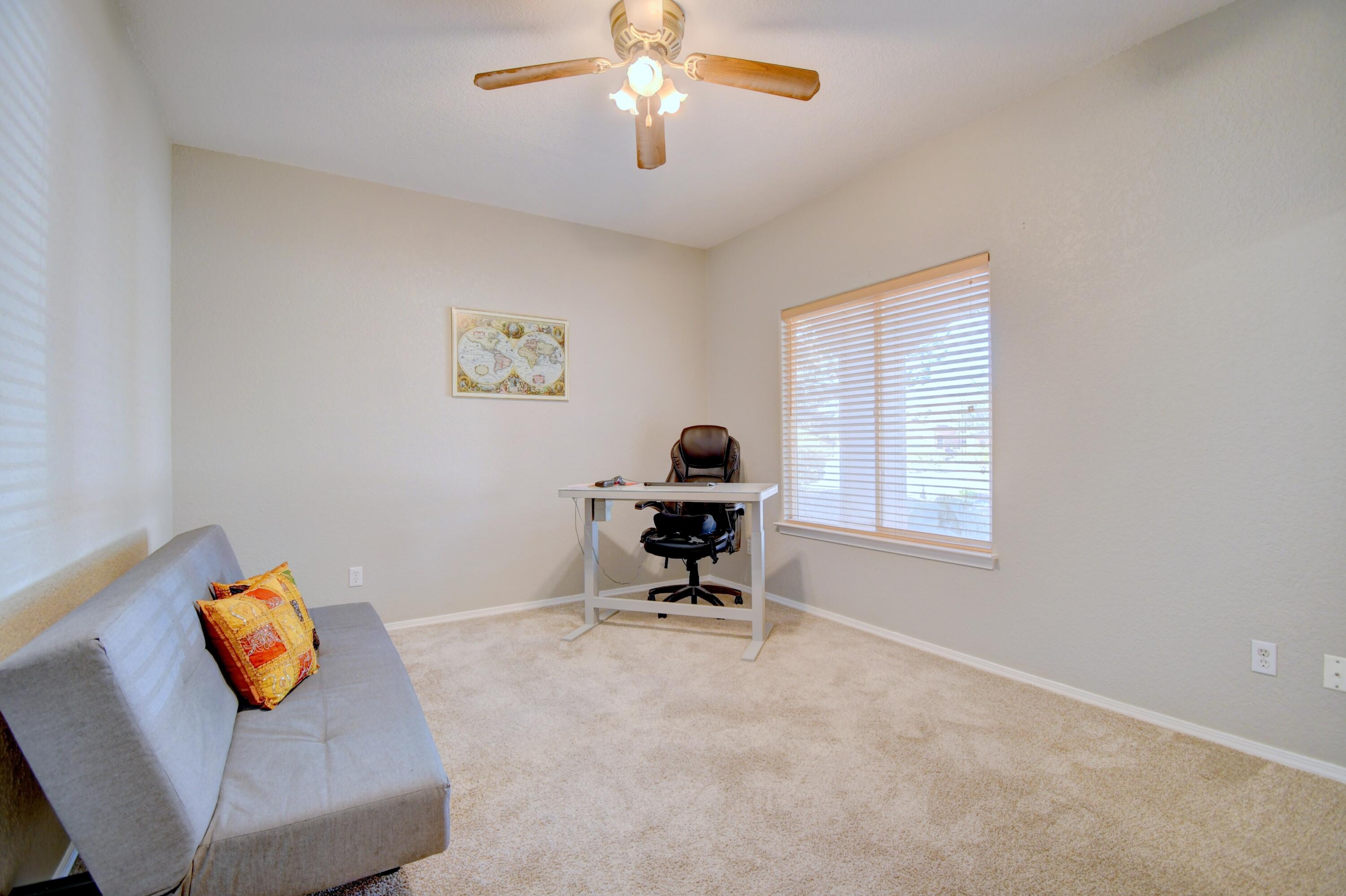 Photo 7 — 7008 Santa Elena Street NE
