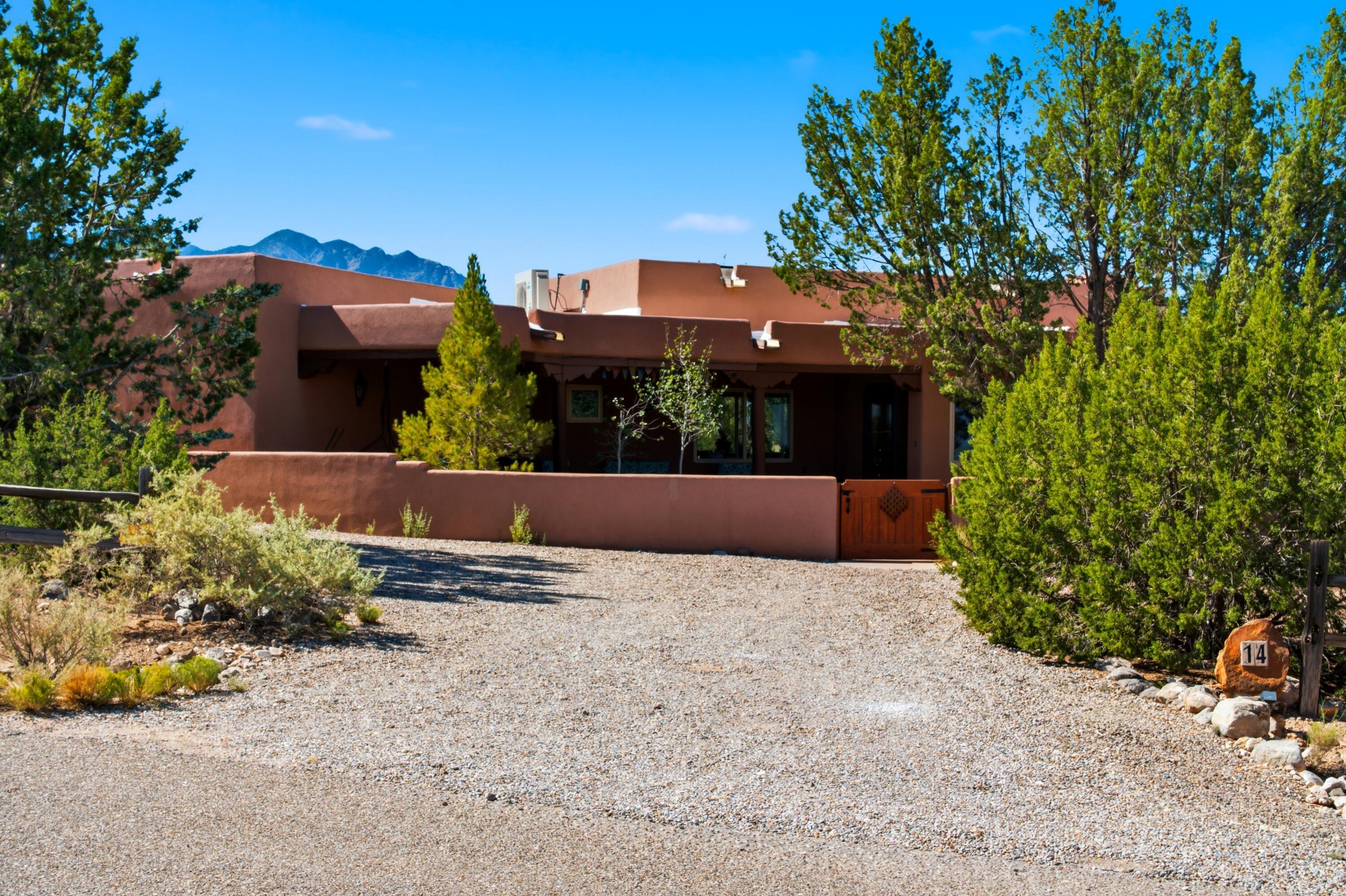 14 Sage Hill Drive, Placitas, NM 87043