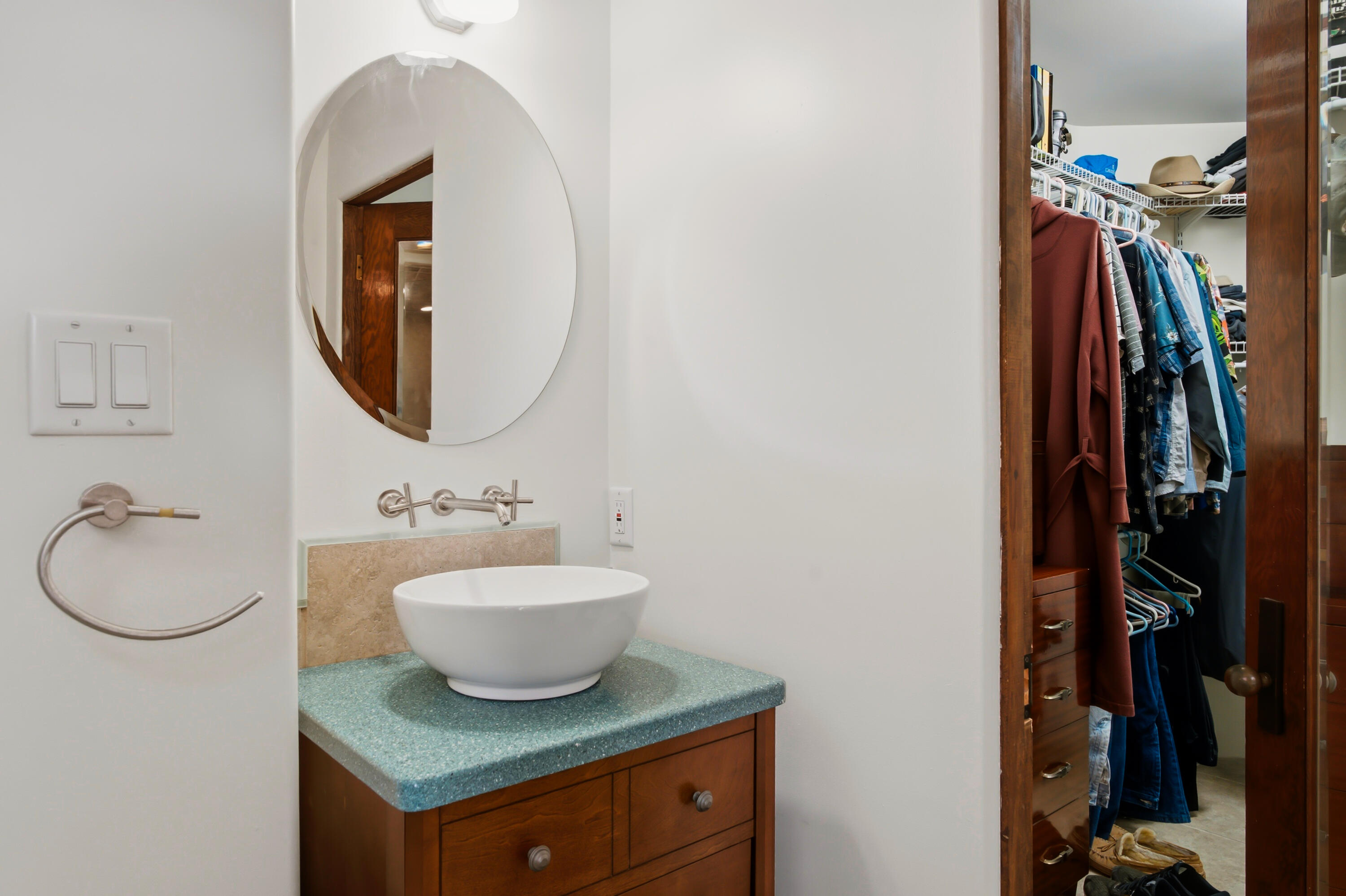 Photo 4 — 14 Sage Hill Drive