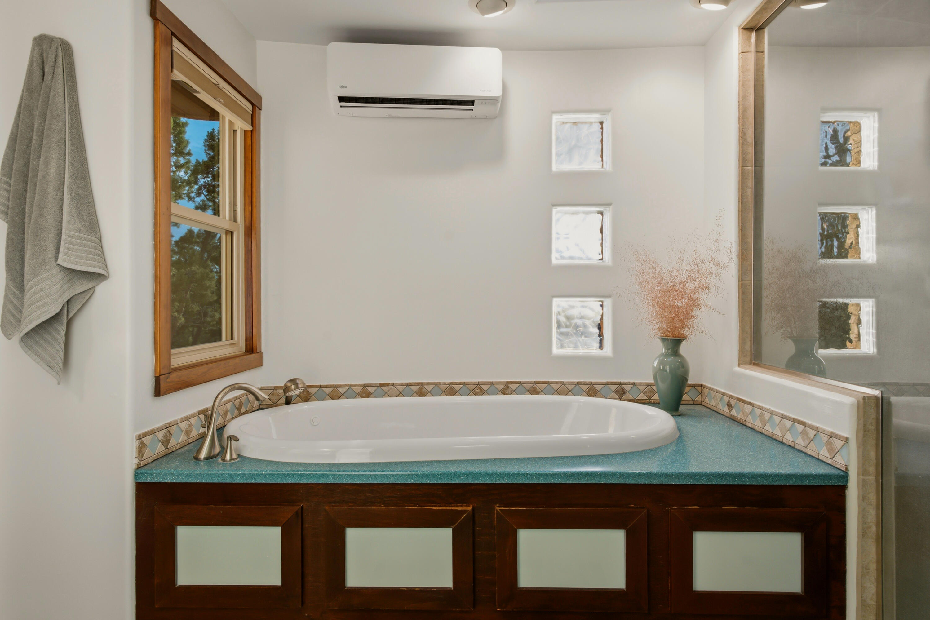 Photo 6 — 14 Sage Hill Drive