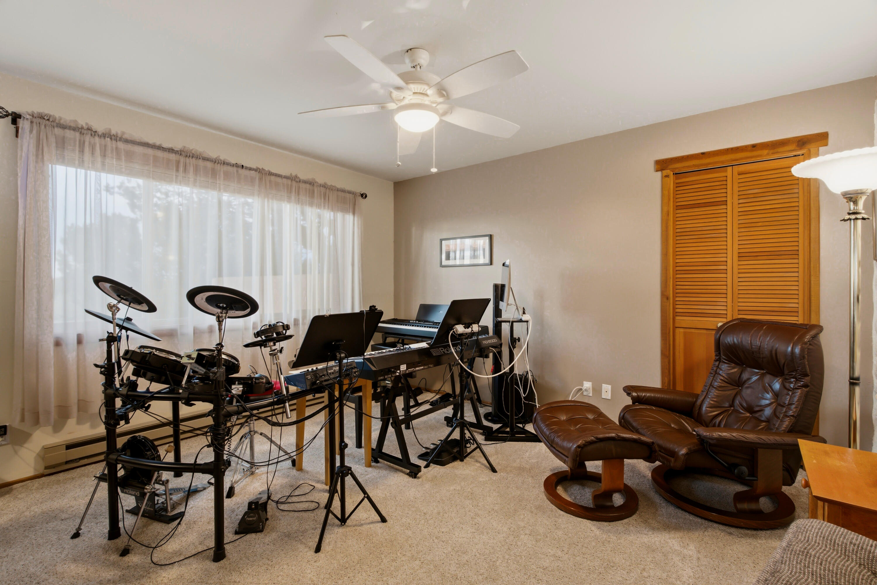 Photo 14 — 14 Sage Hill Drive
